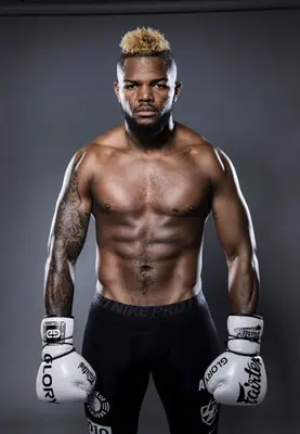 Luis Tavares