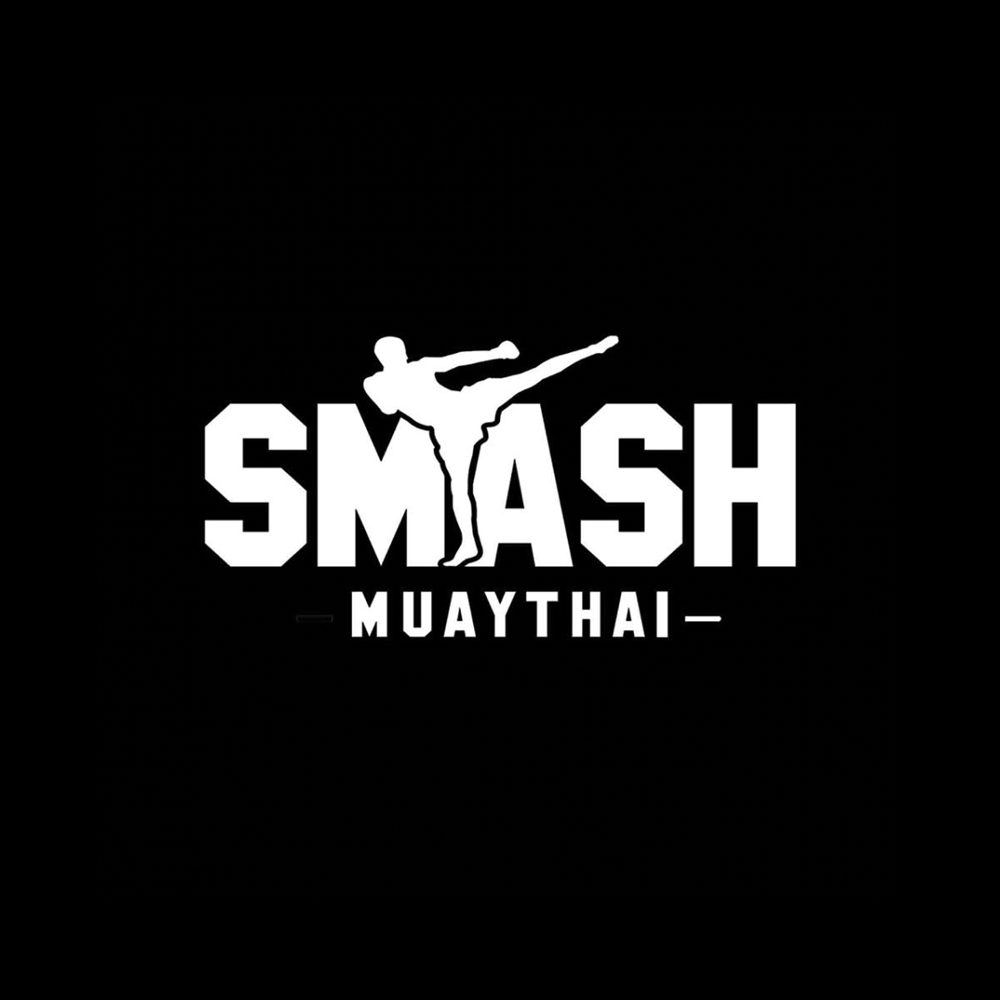 Smash Muay Thai logo
