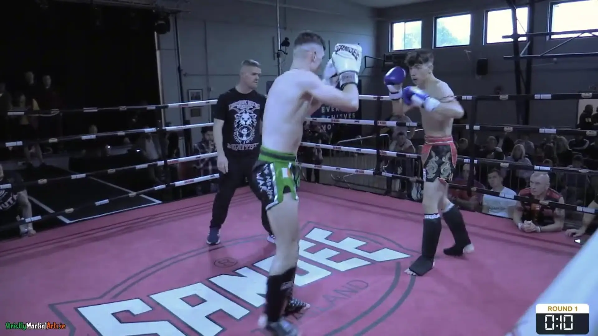 Nacim Younsi vs Noel Grimes (Fight Video)