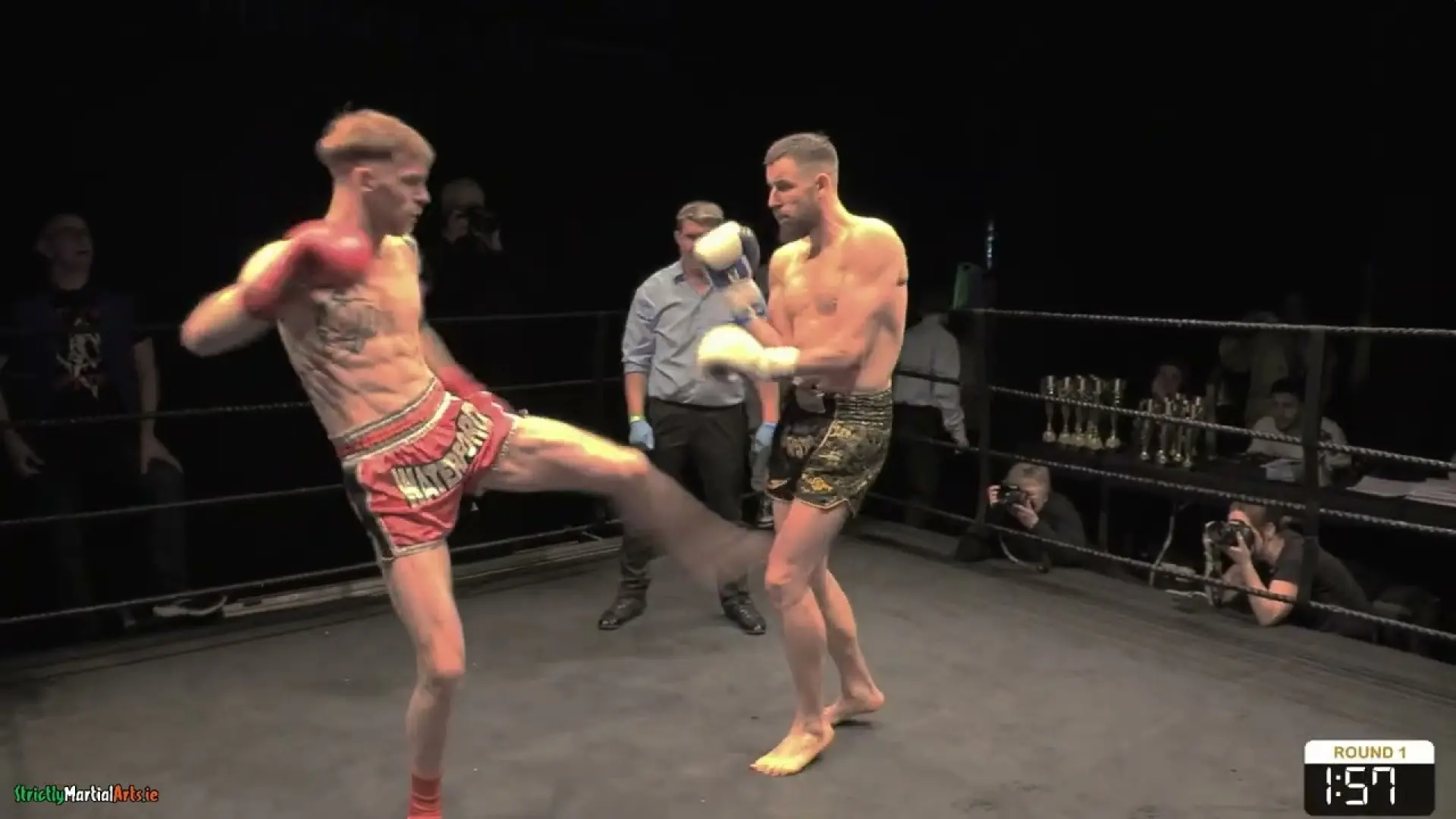 Paul Kiely vs Gerard O'Neill (Fight Video)