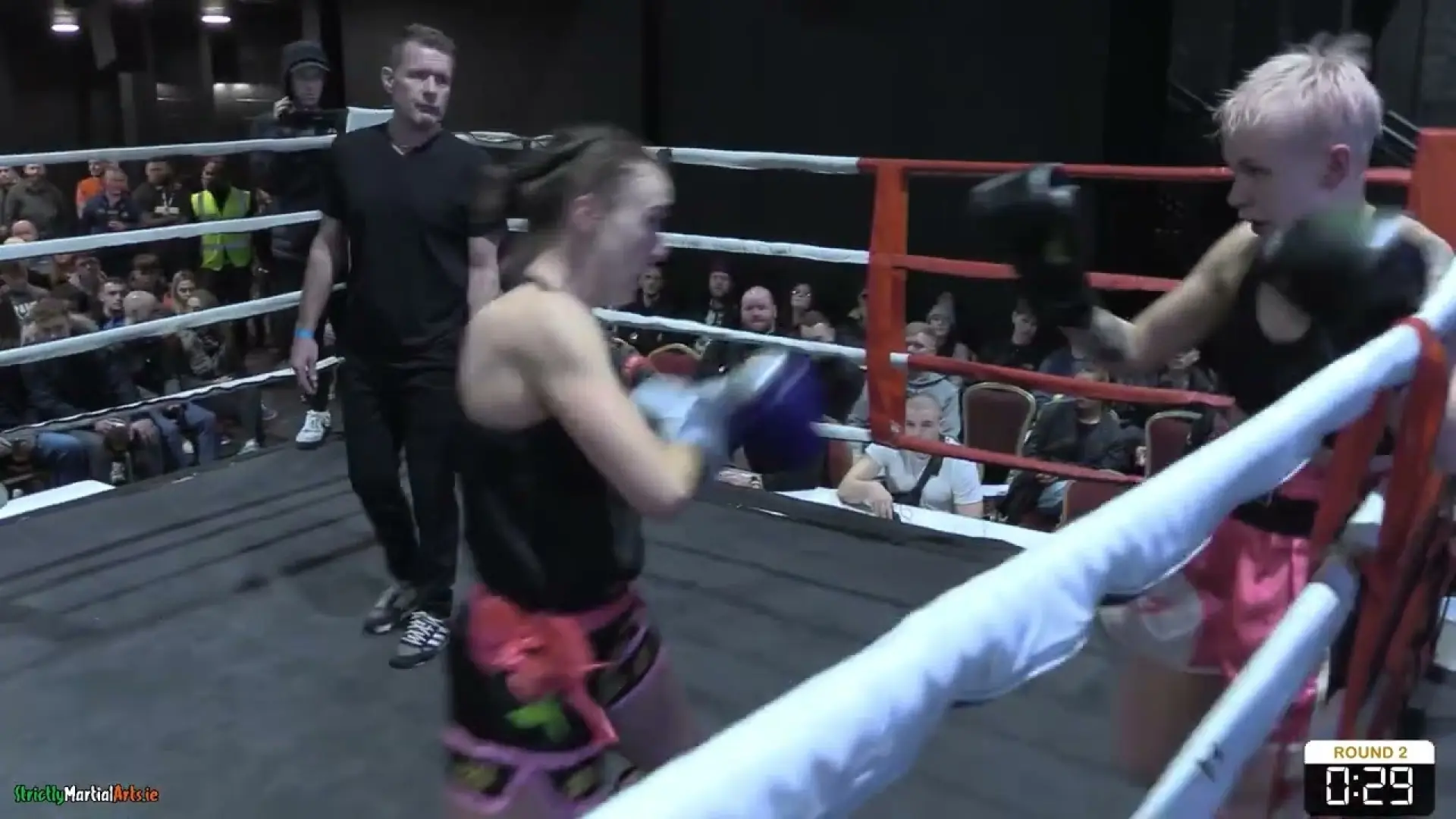 Claire Kearney vs Natalia Staroscinska (Fight Video)