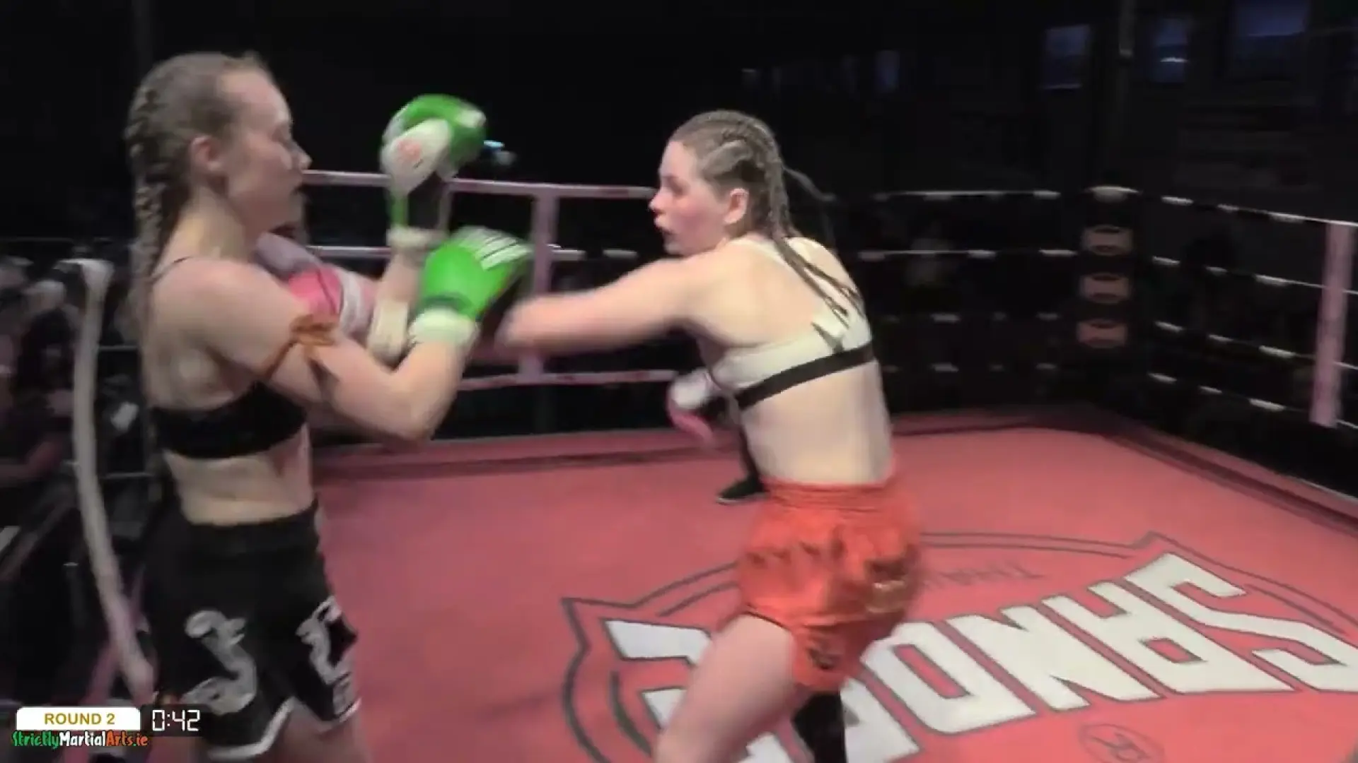 Alana Hulme vs Aideen Mullins (Fight Video)