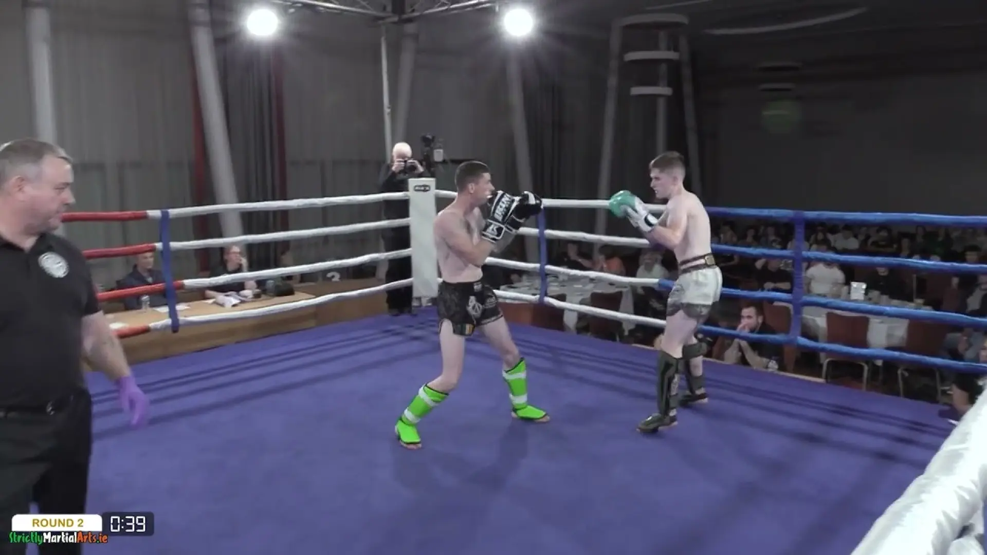 Ryan Griffin vs Matthew Vaughan (Fight Video)
