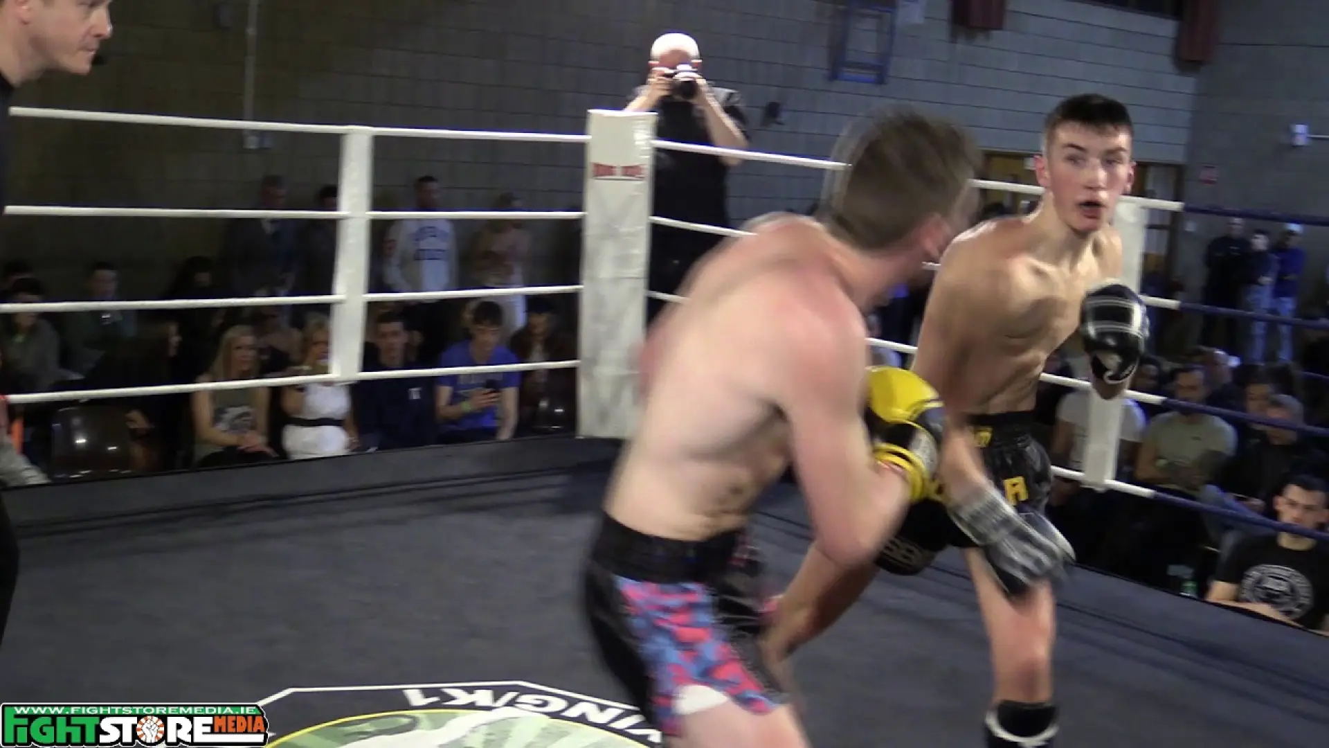 Darryl Bradley vs Oisin Coleman (Fight Video)