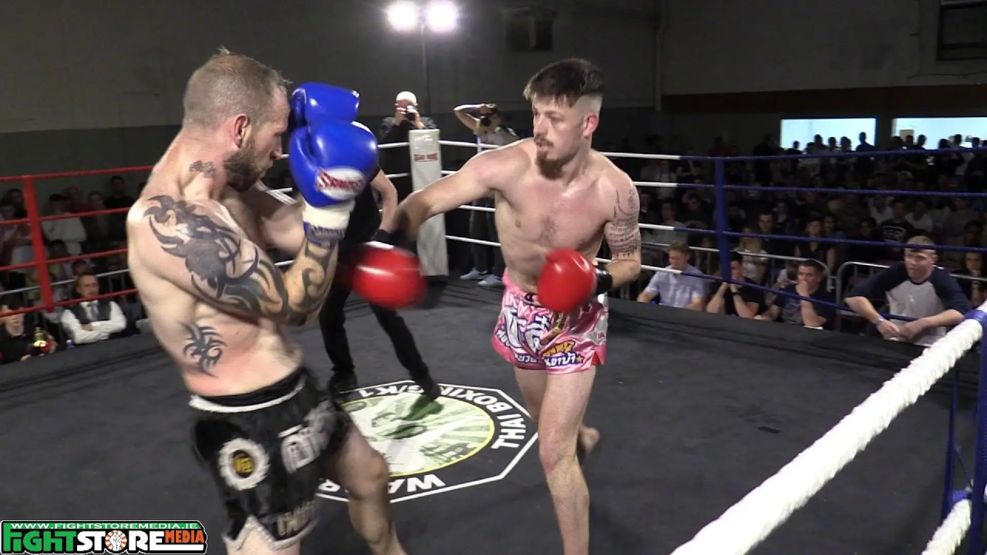 Jamie Moore vs Wayne Cambridge