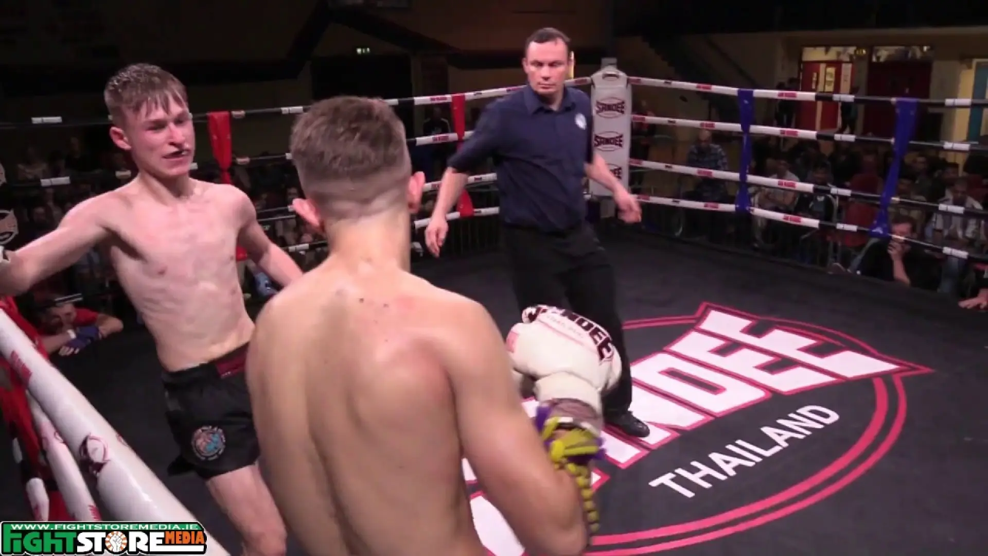 Aaron McGahey vs Dean Murphy