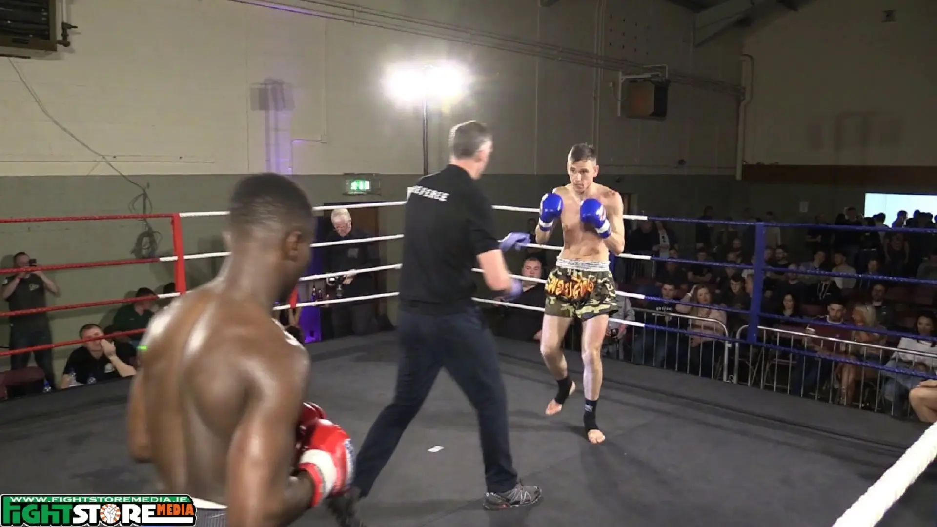 Solomon Simon vs Denis Unknown (Fight Video)