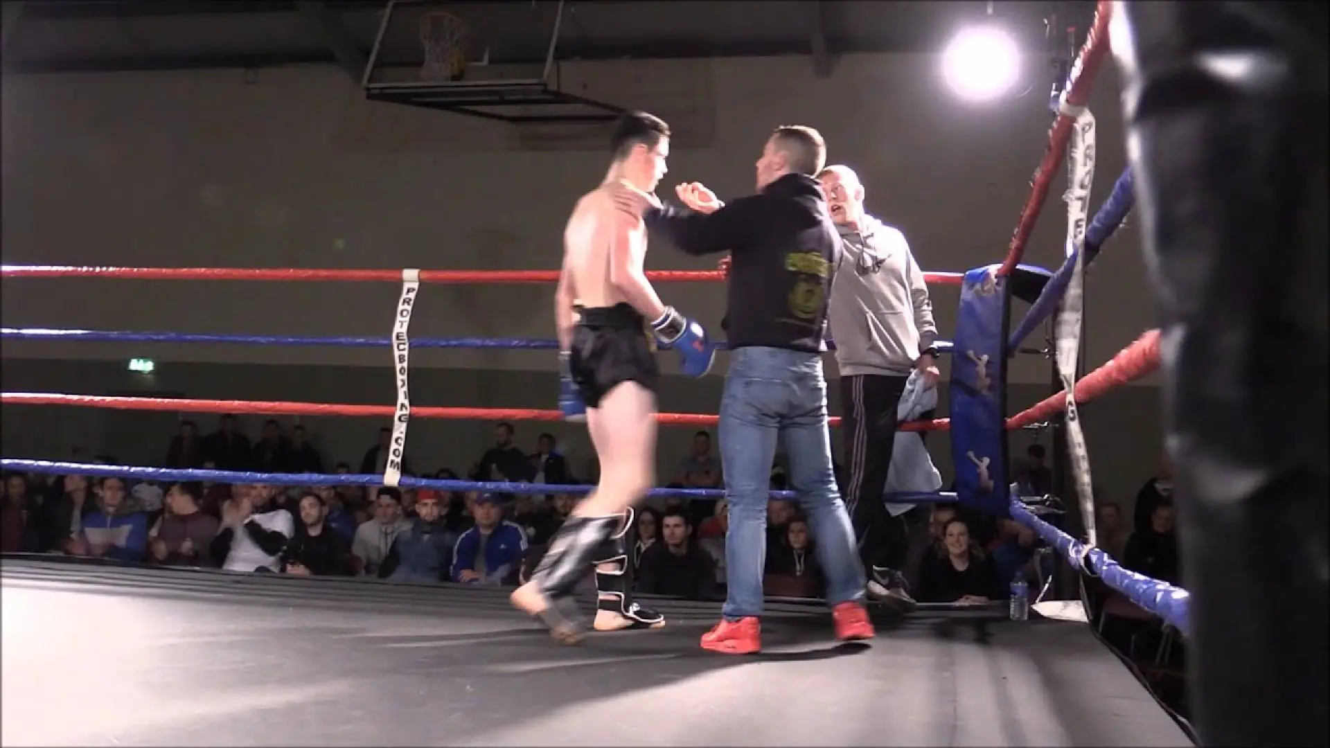 Paul O'Connor vs Steve Owens (Fight Video)