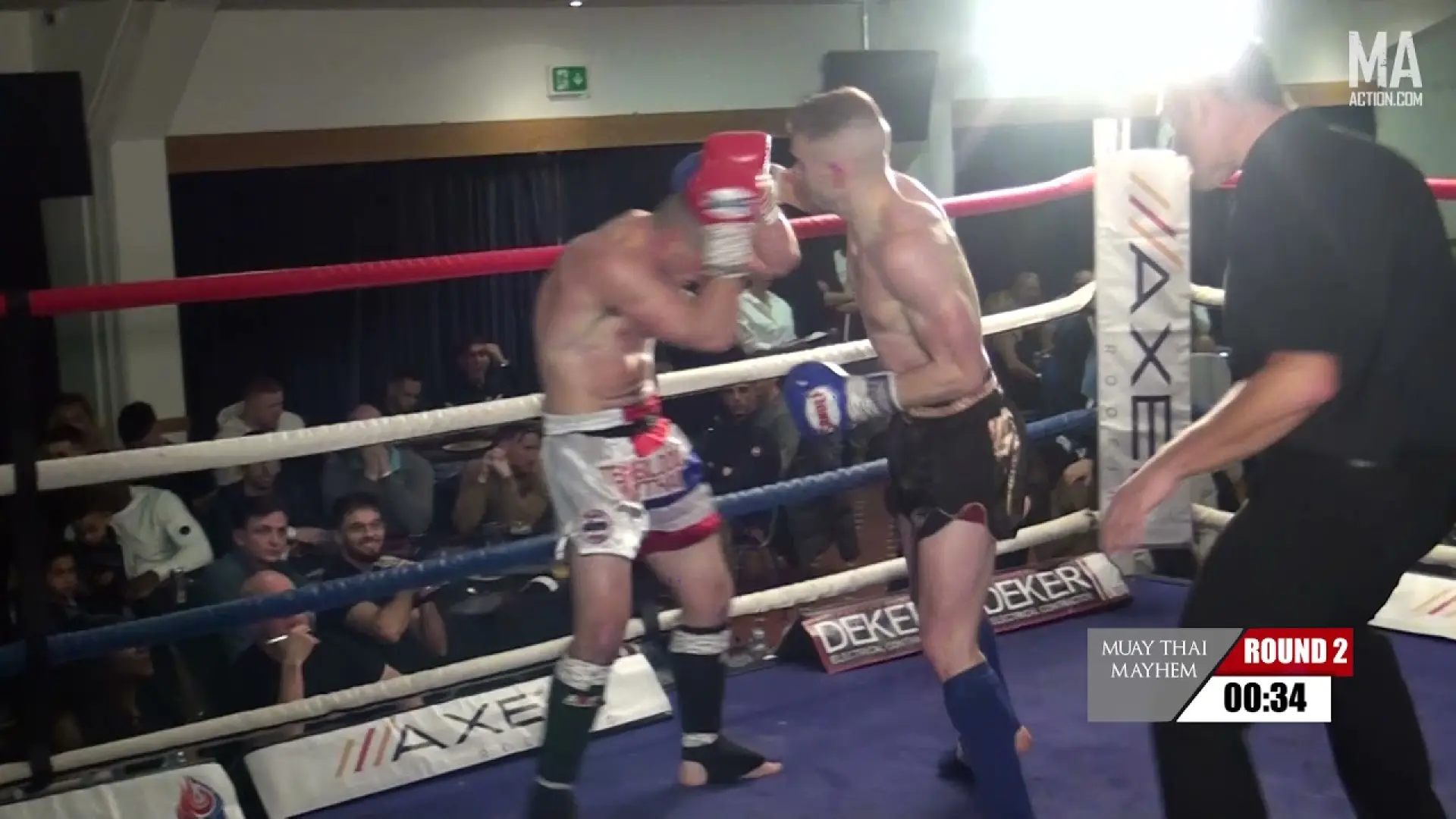 Simon Douthwaite vs Toby Woolley (Fight Video)