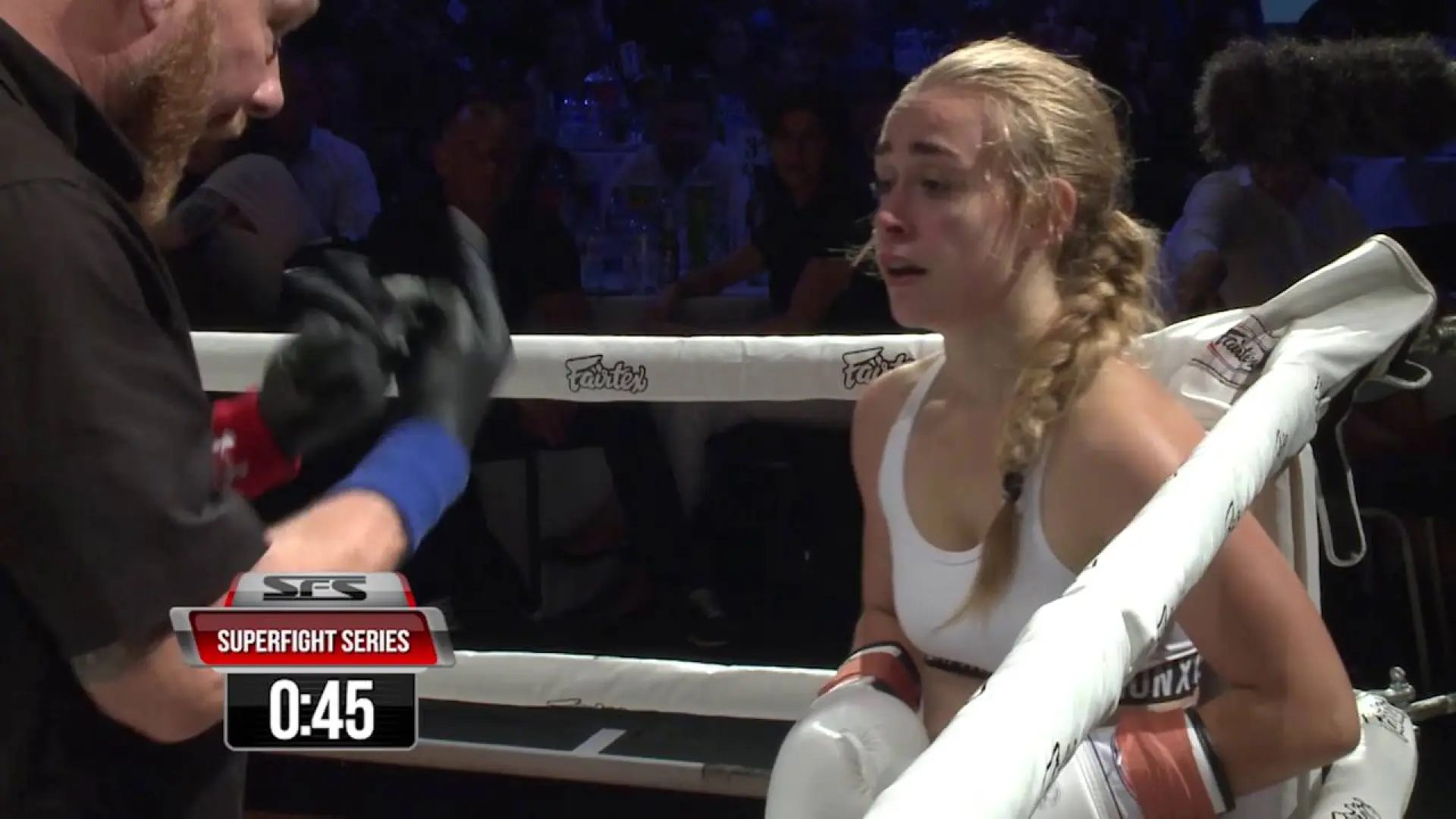 Nadia Barrelas vs Katy Laffan (Fight Video)
