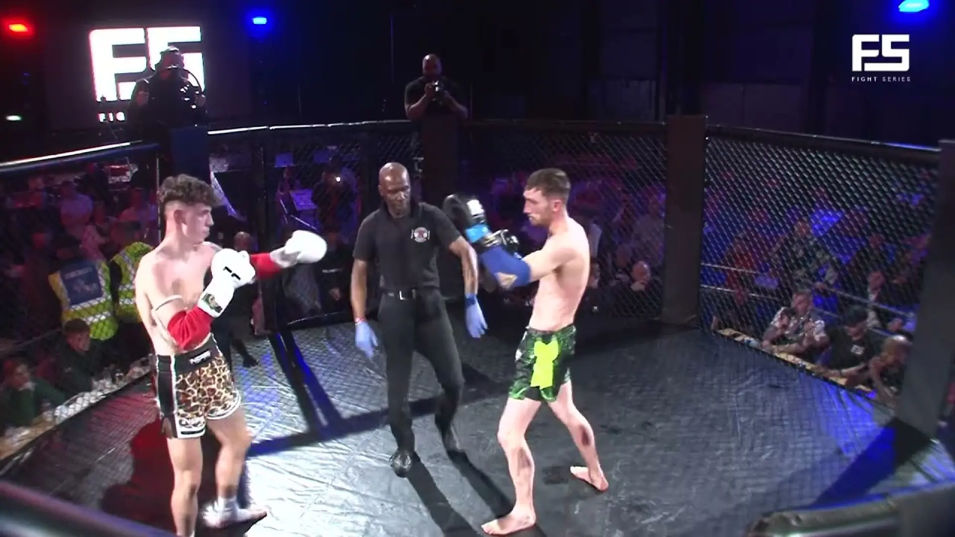 Jorge Pastor vs Dylan Aldred (Fight Video)