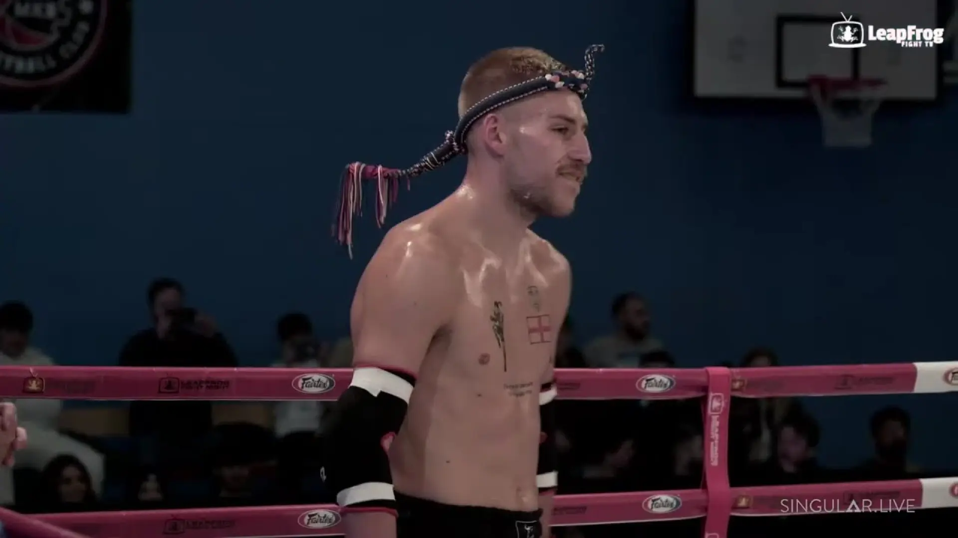 Danny Sutton vs Conor Davis