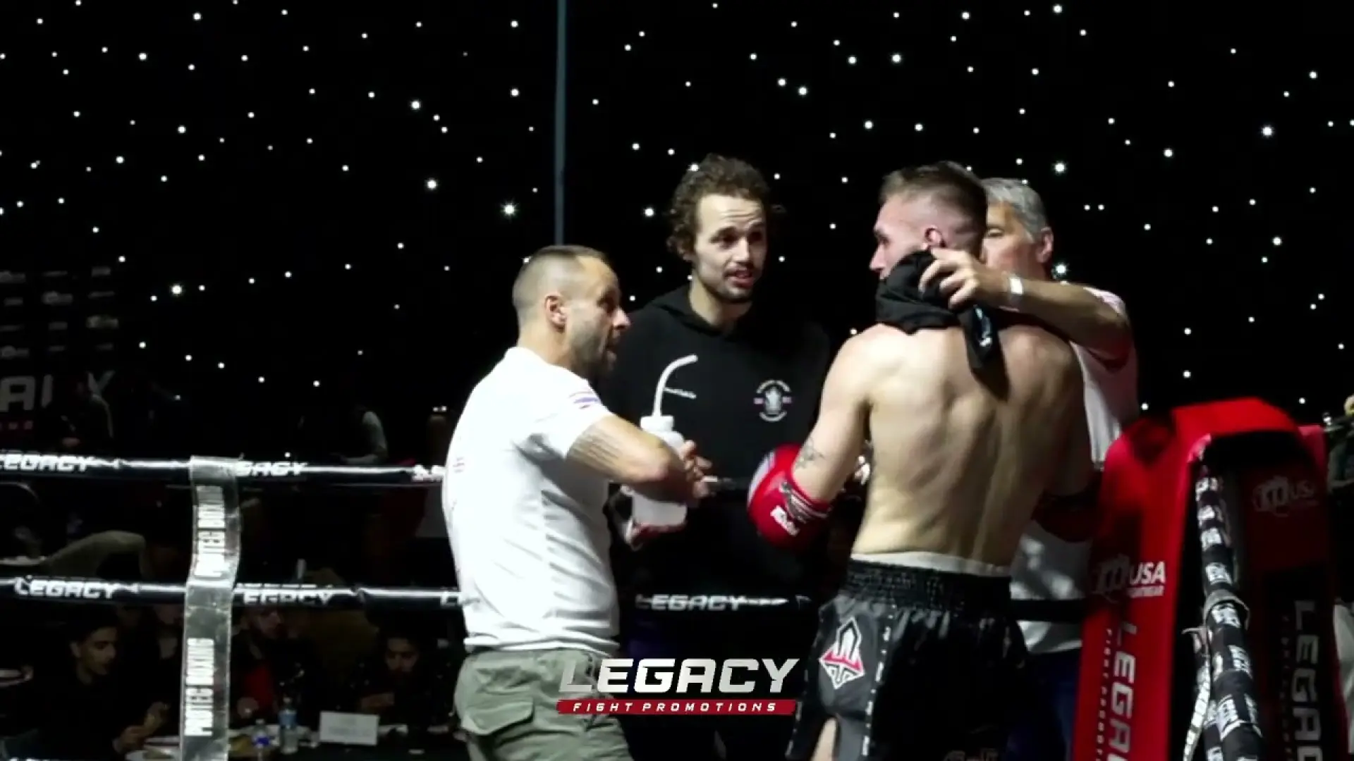 Joe Santander vs Joe Green