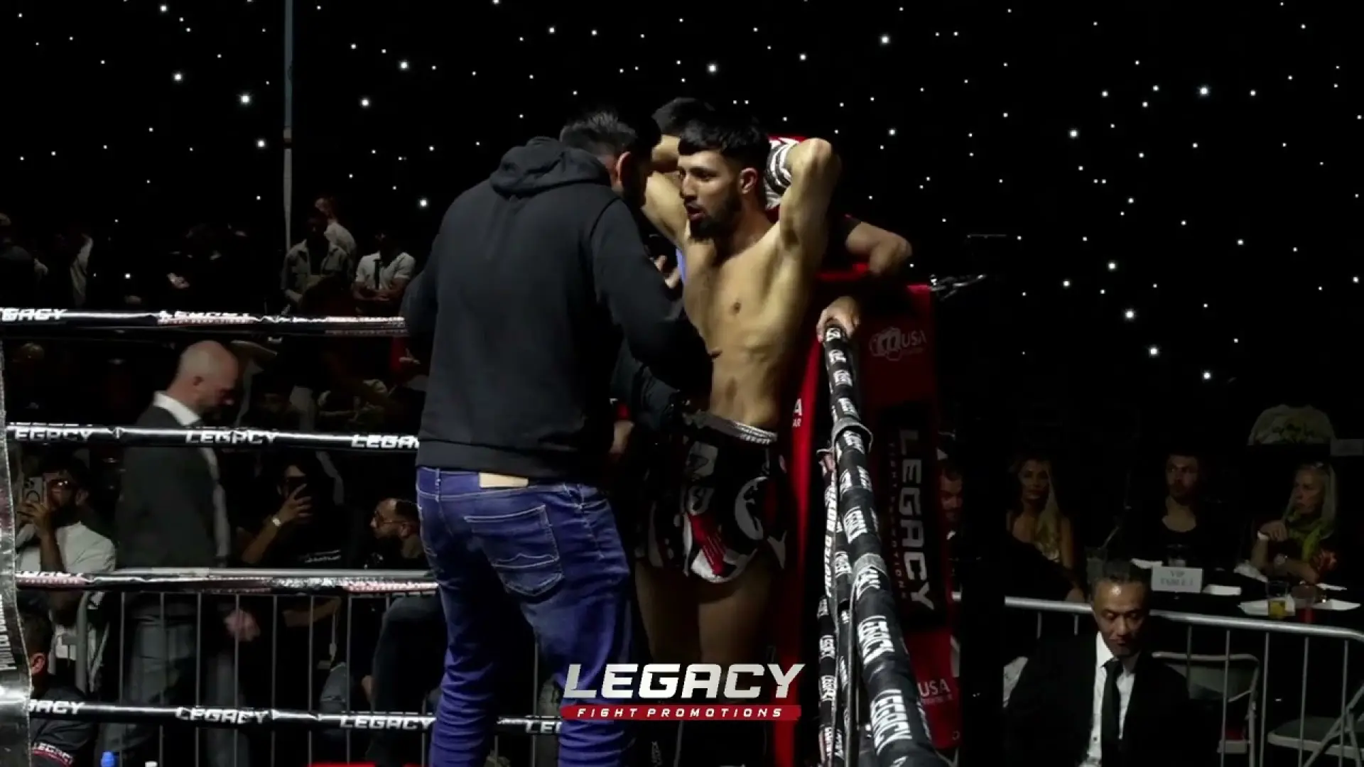 Hassan Ahmed vs Cameron McDermott
