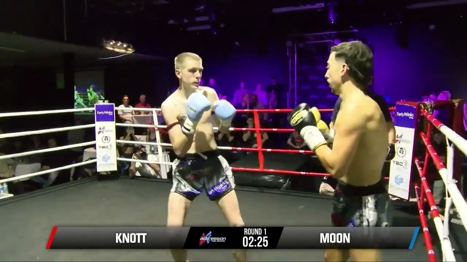 Ollie Knott vs Bryce Moon
