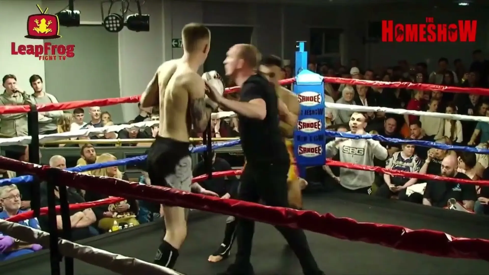 Niall Dennis vs Ali Mahin (Fight Video)