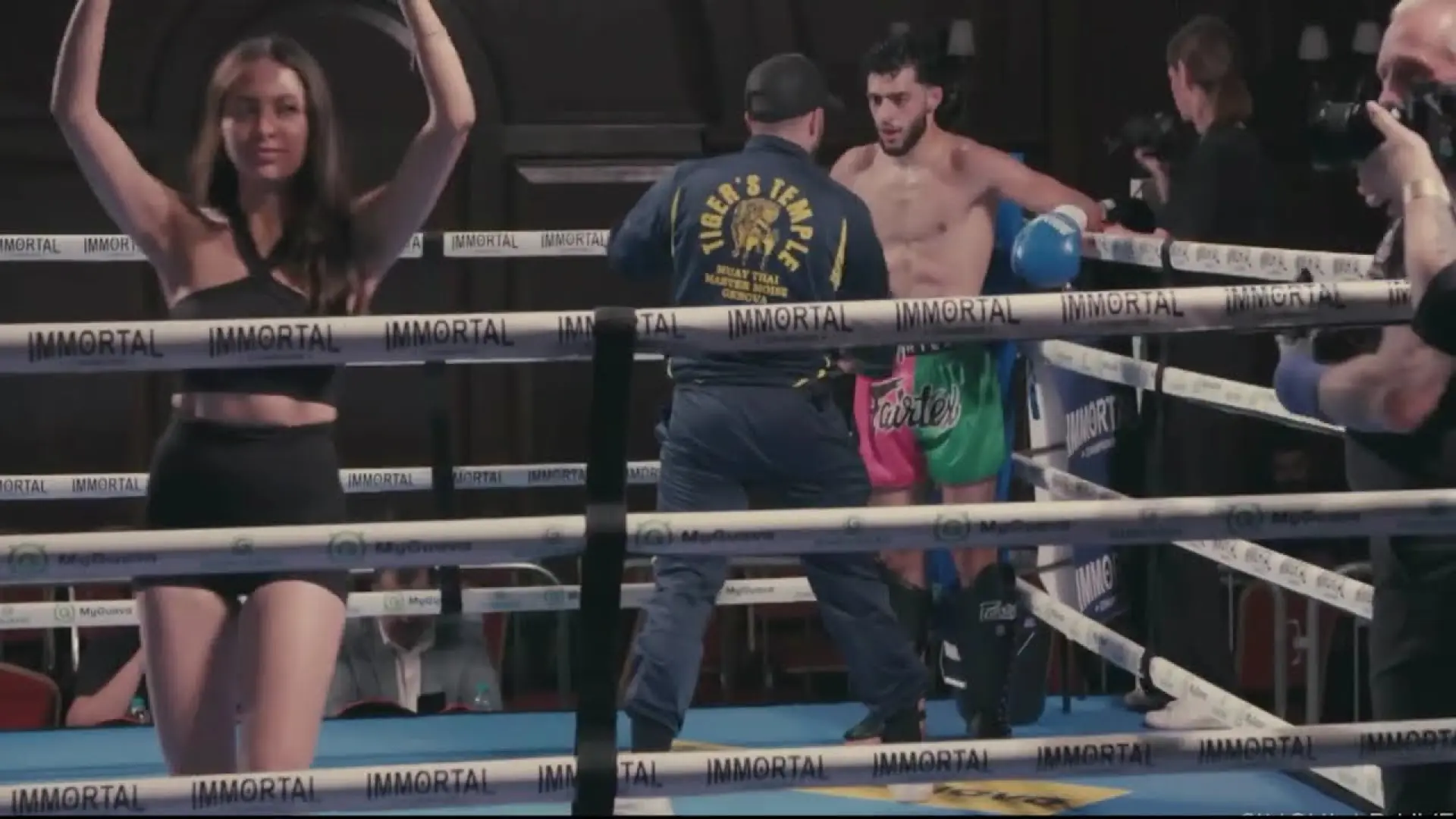 Amelia Vernede vs Dodoo Chan (Fight Video)