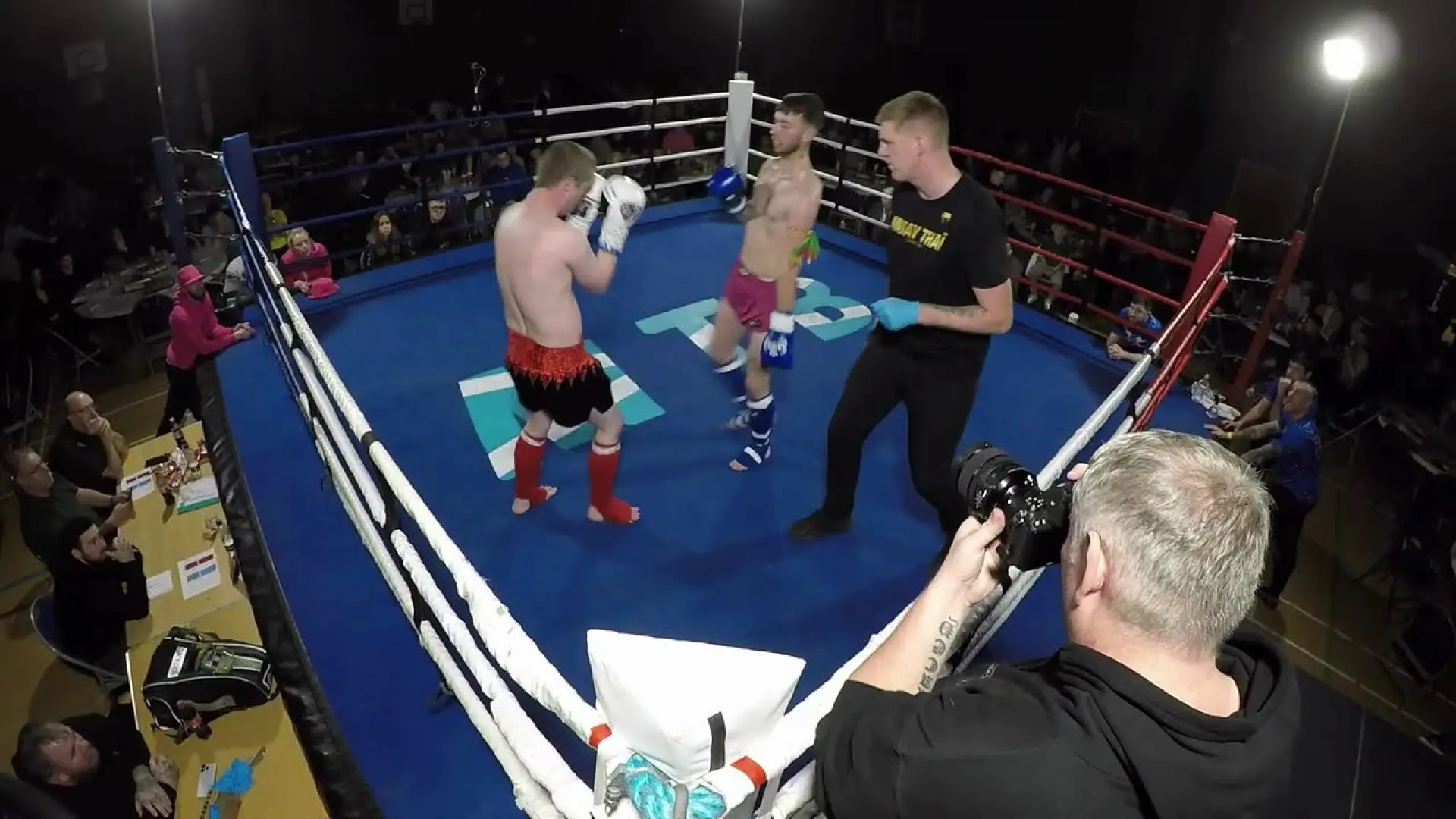Stuart Hughes vs Cole McCallum
