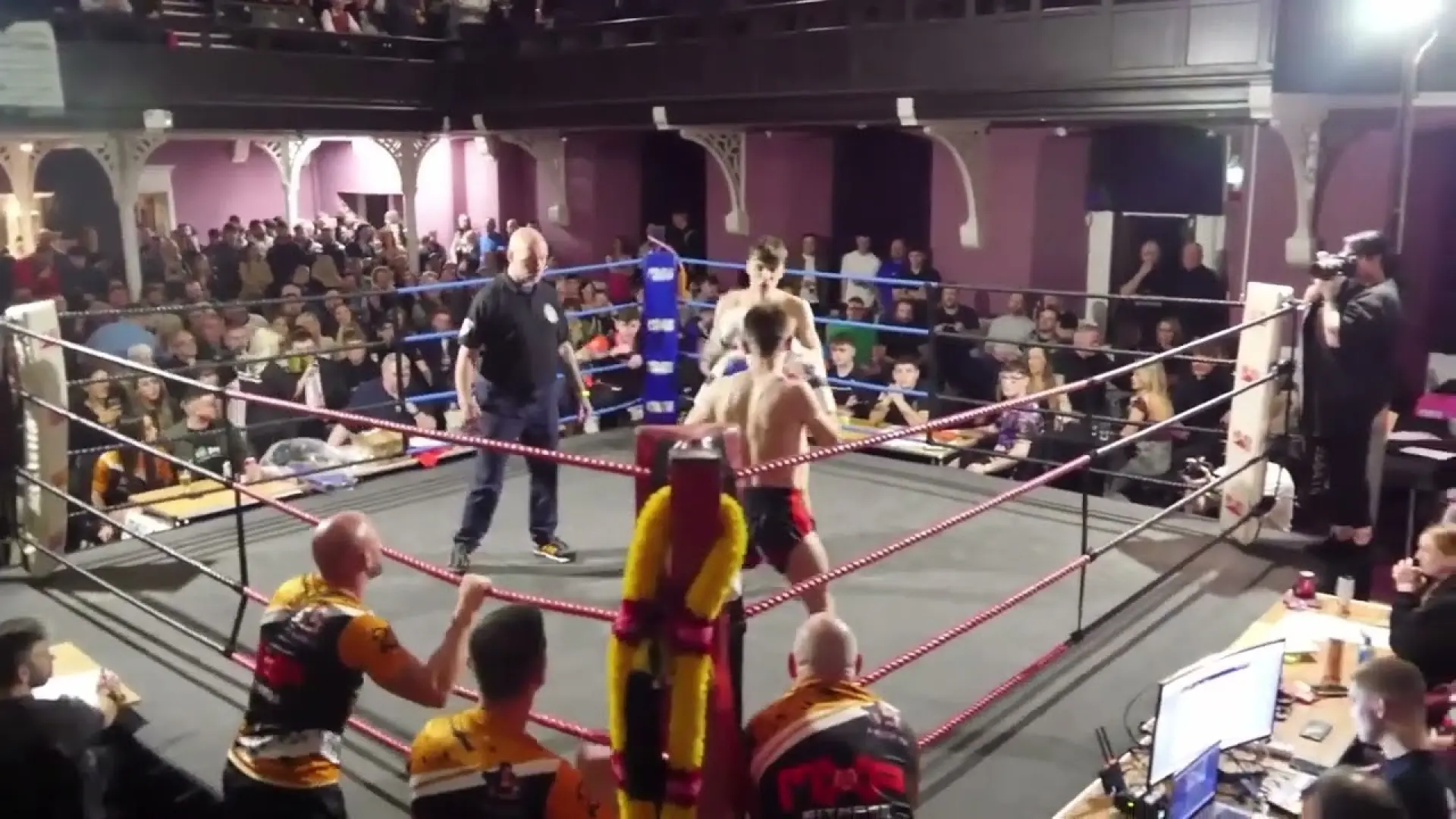 Gavin Campbell vs Jay Dick