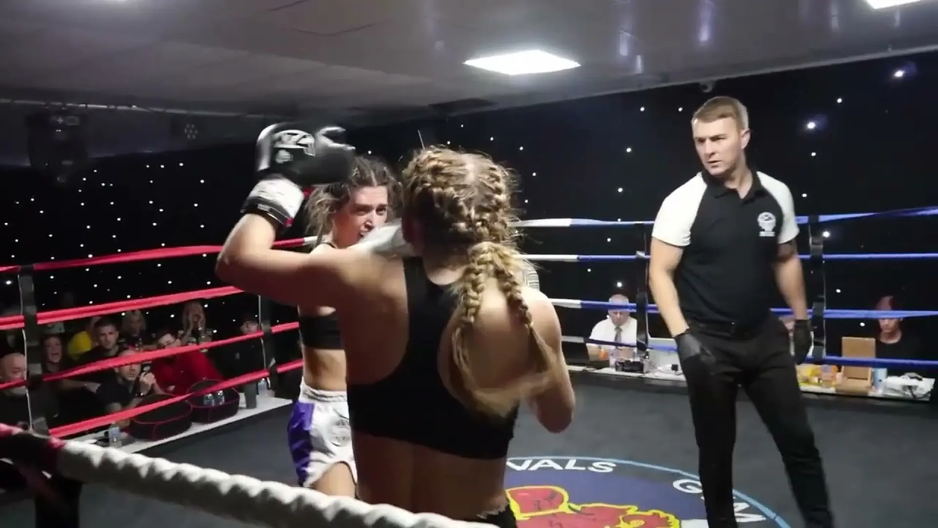 Nicola McCann vs Alicia Bohill (Fight Video)