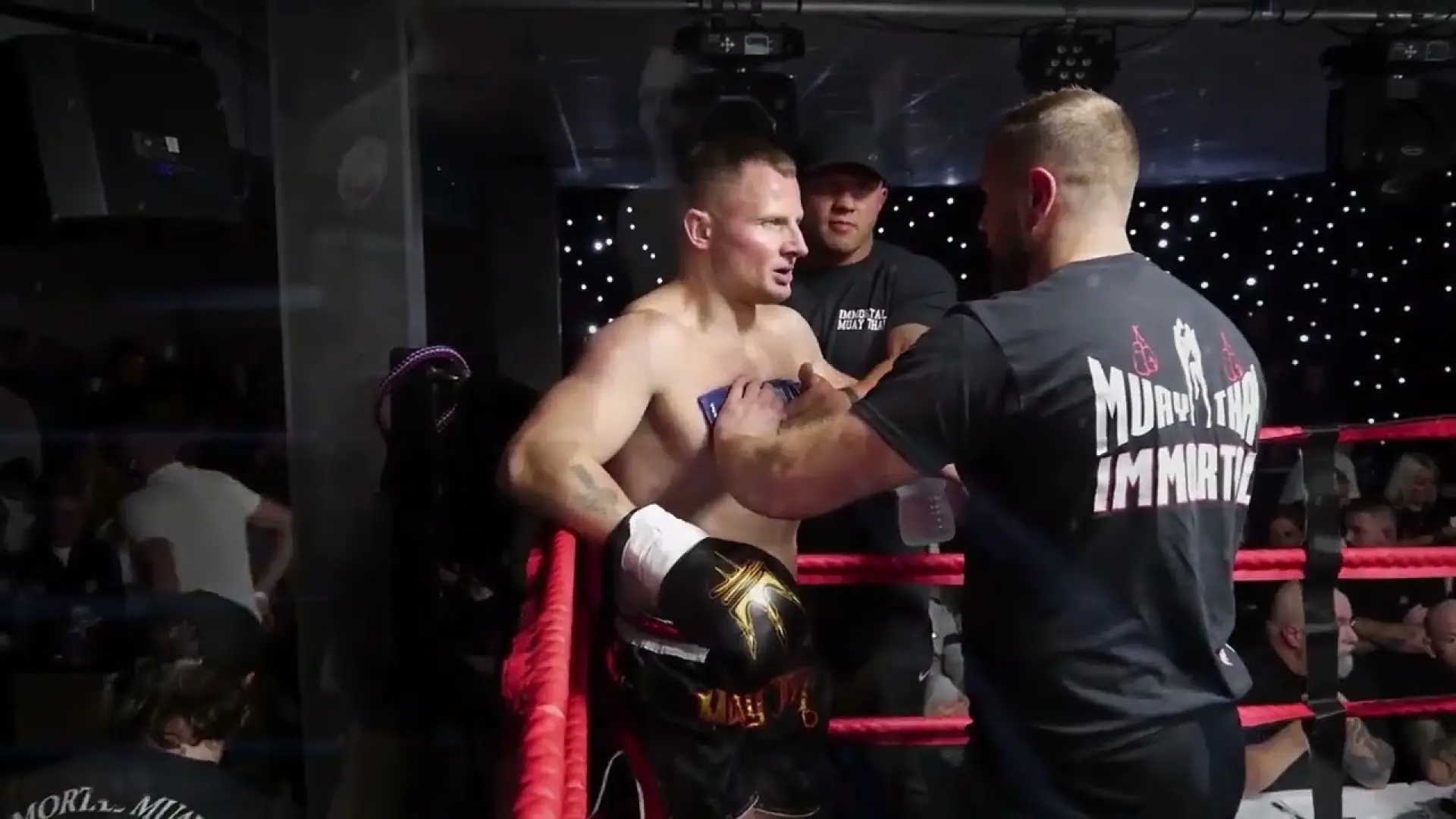 Gary Maxwell vs Robert Nicholson