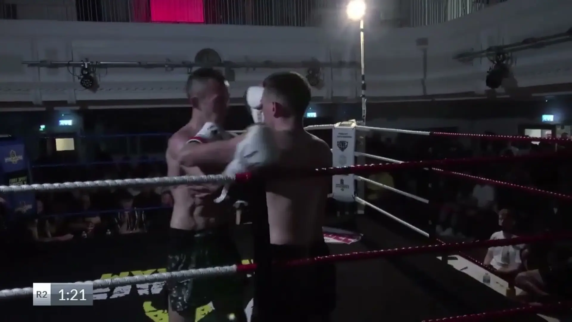 Christian Finnegan vs Joe Thomas (Fight Video)