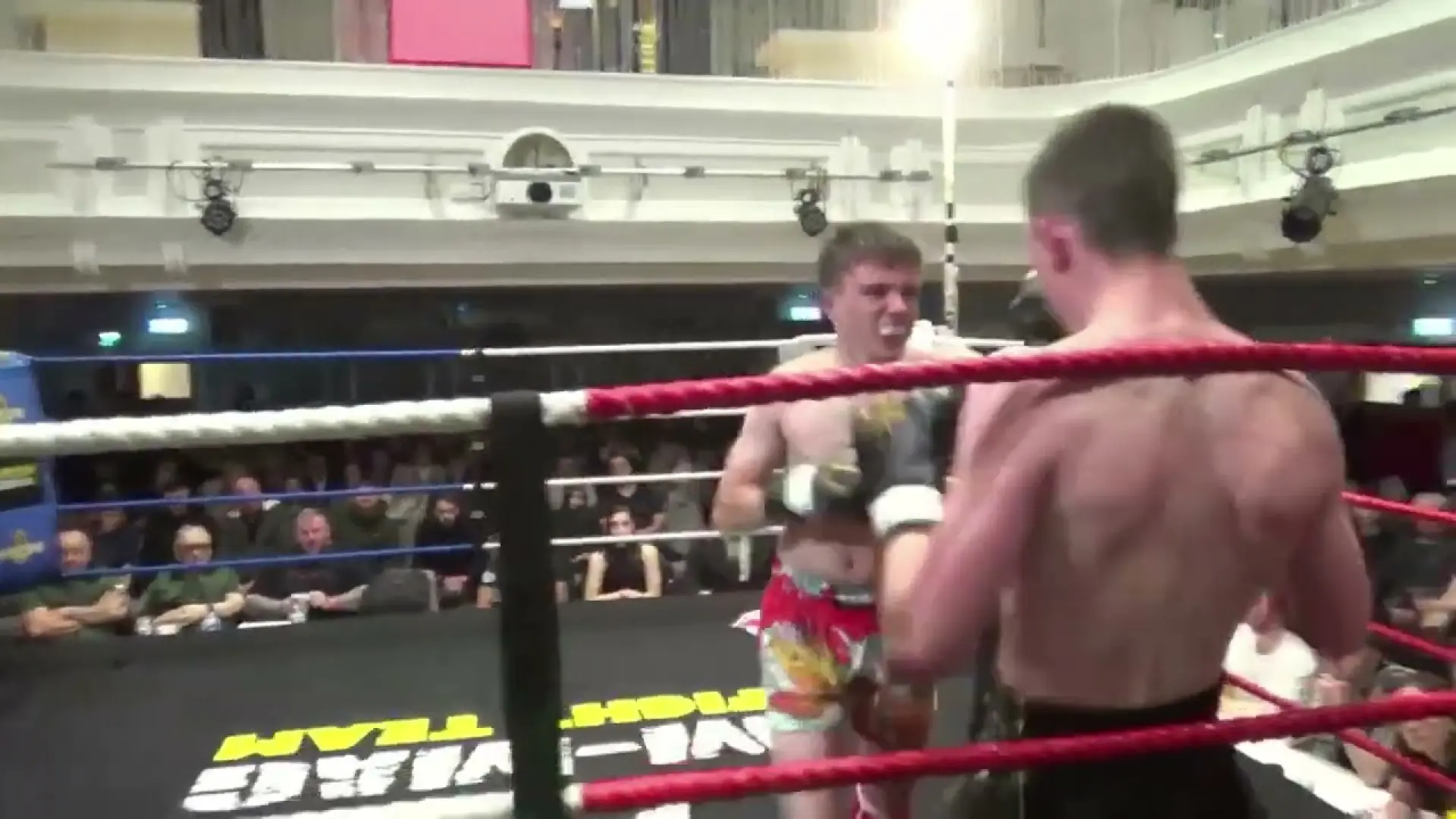 Jamie McKendry vs Derek Grocutt (Fight Video)