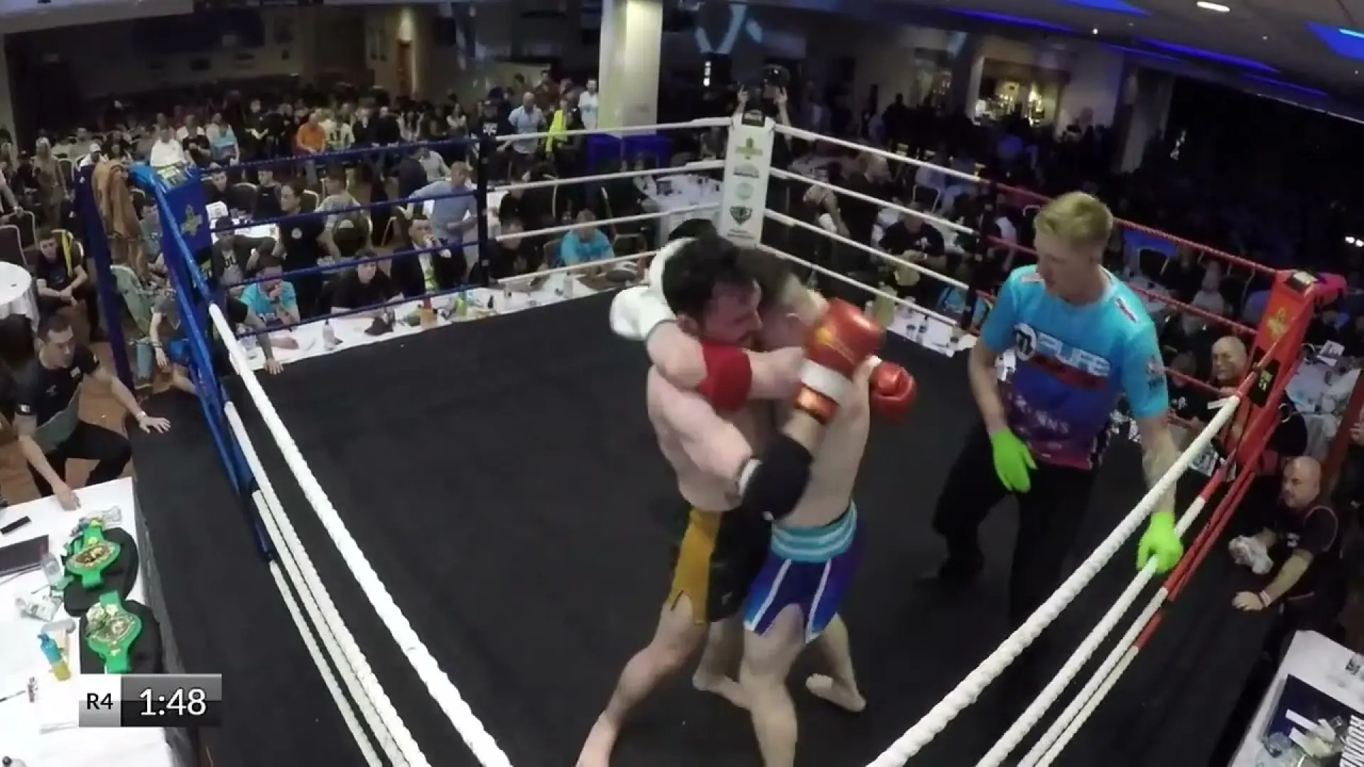 Wayne Kelly vs Caden Connelly