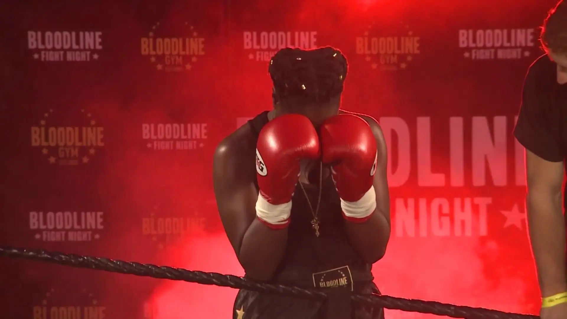 Nadine Scott vs Baile Aliriza