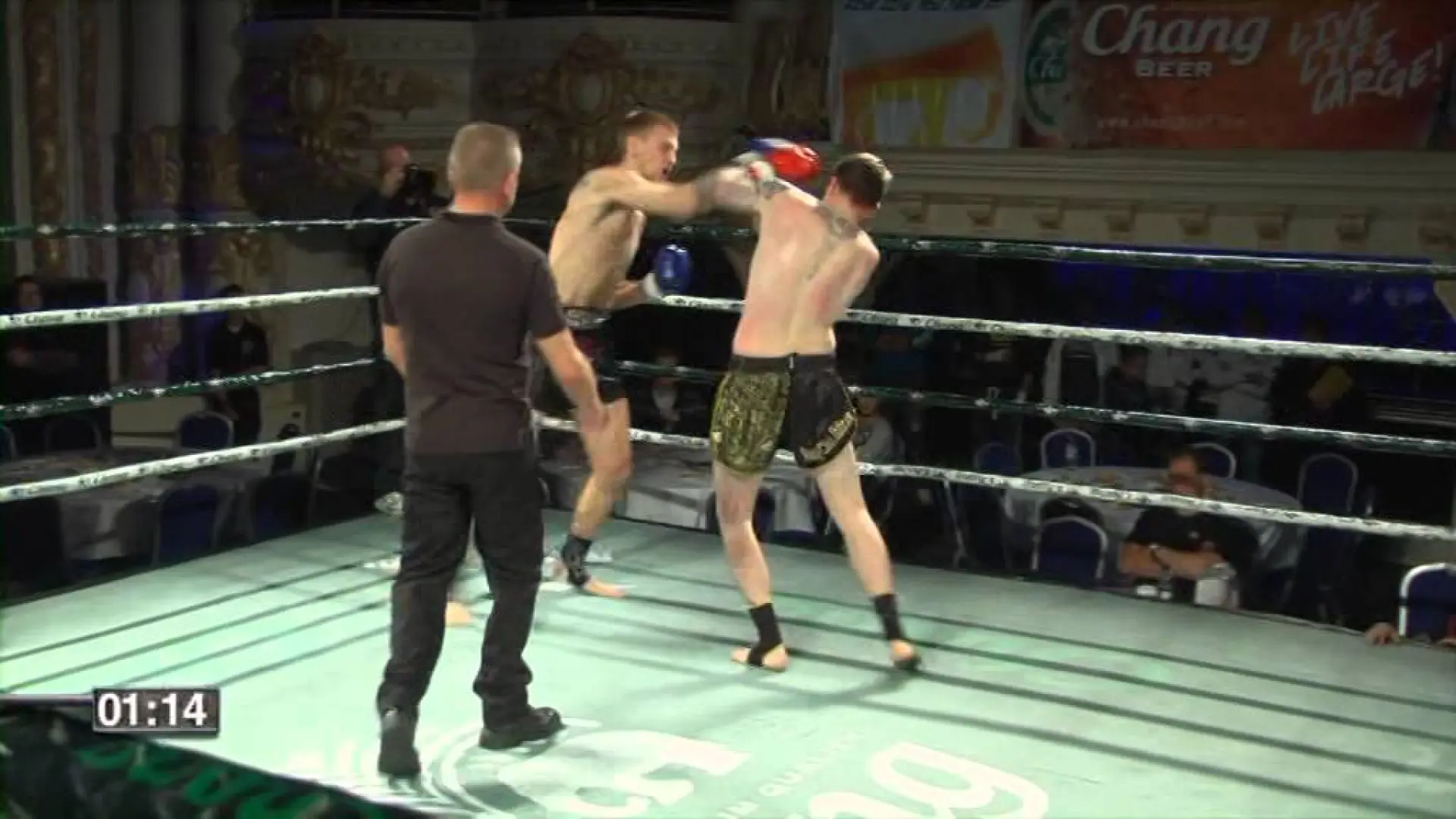 Amadeusz Sakowicz vs Lee Paddock