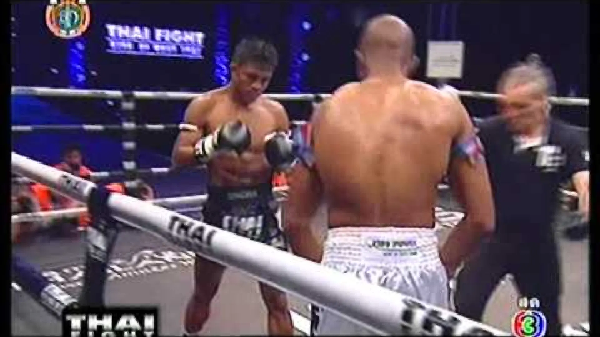 Buakaw Banchamek vs Abdoul Toure (Fight Video)