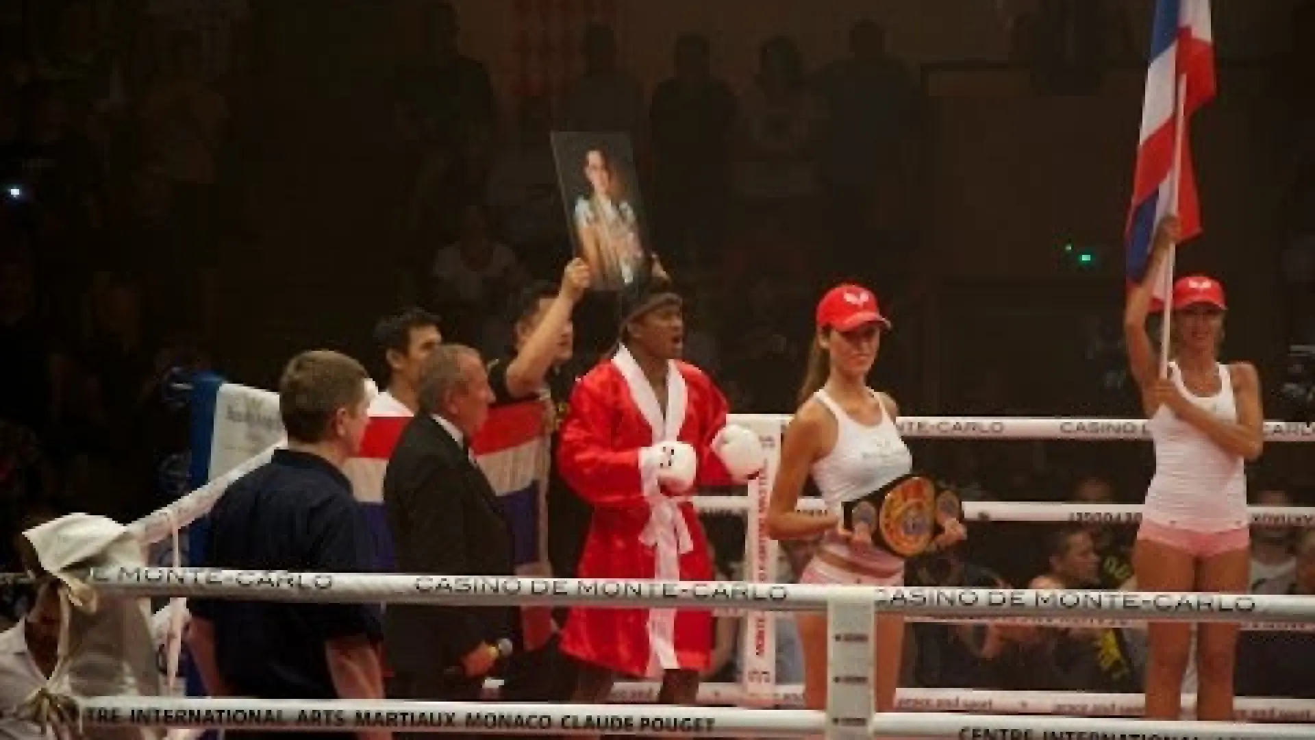 Buakaw Banchamek vs Djimé Coulibaly (Fight Video)