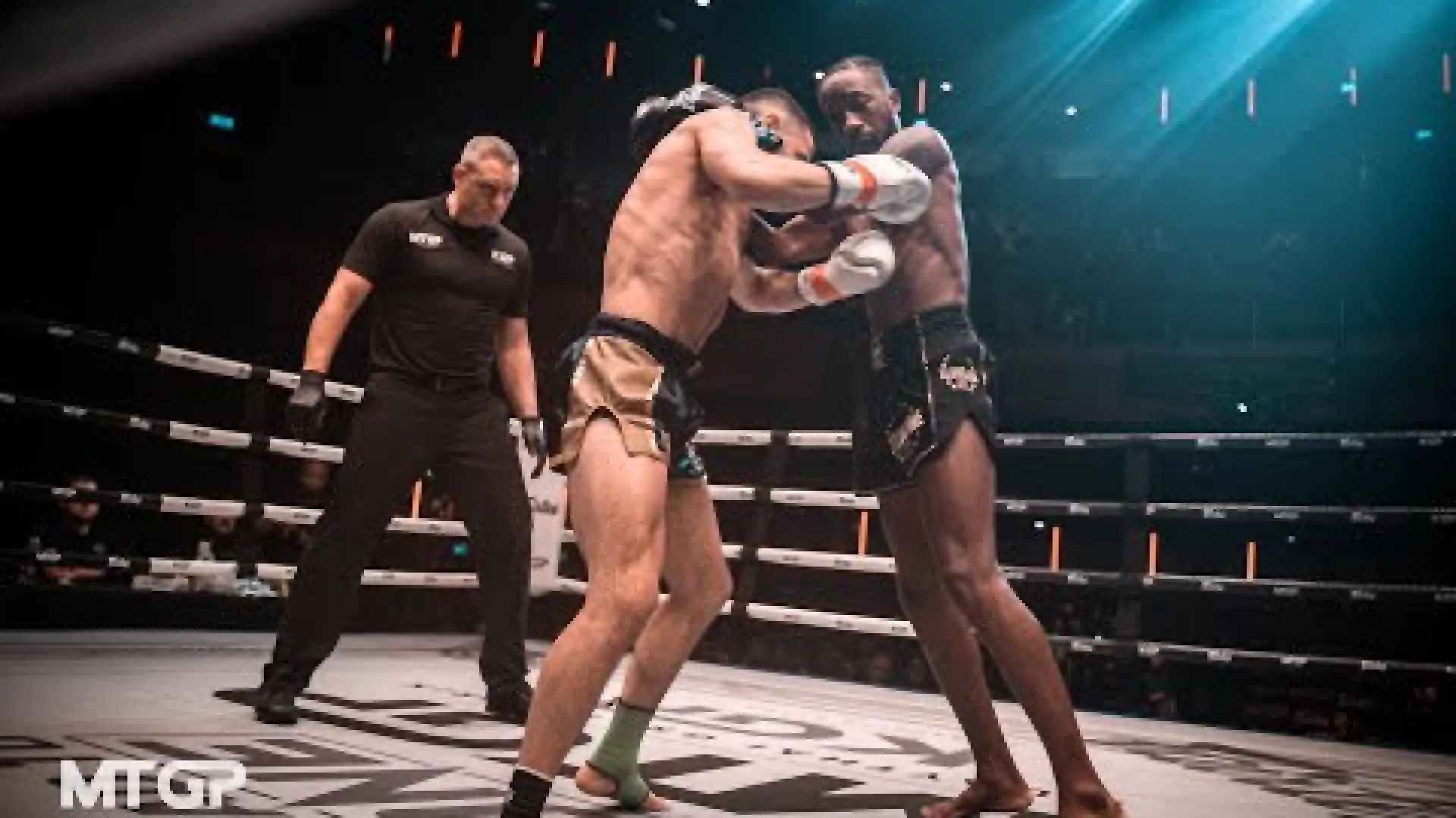 Cyrille Kouchica vs Yiannis Kaltabanopoulos (Fight Video)
