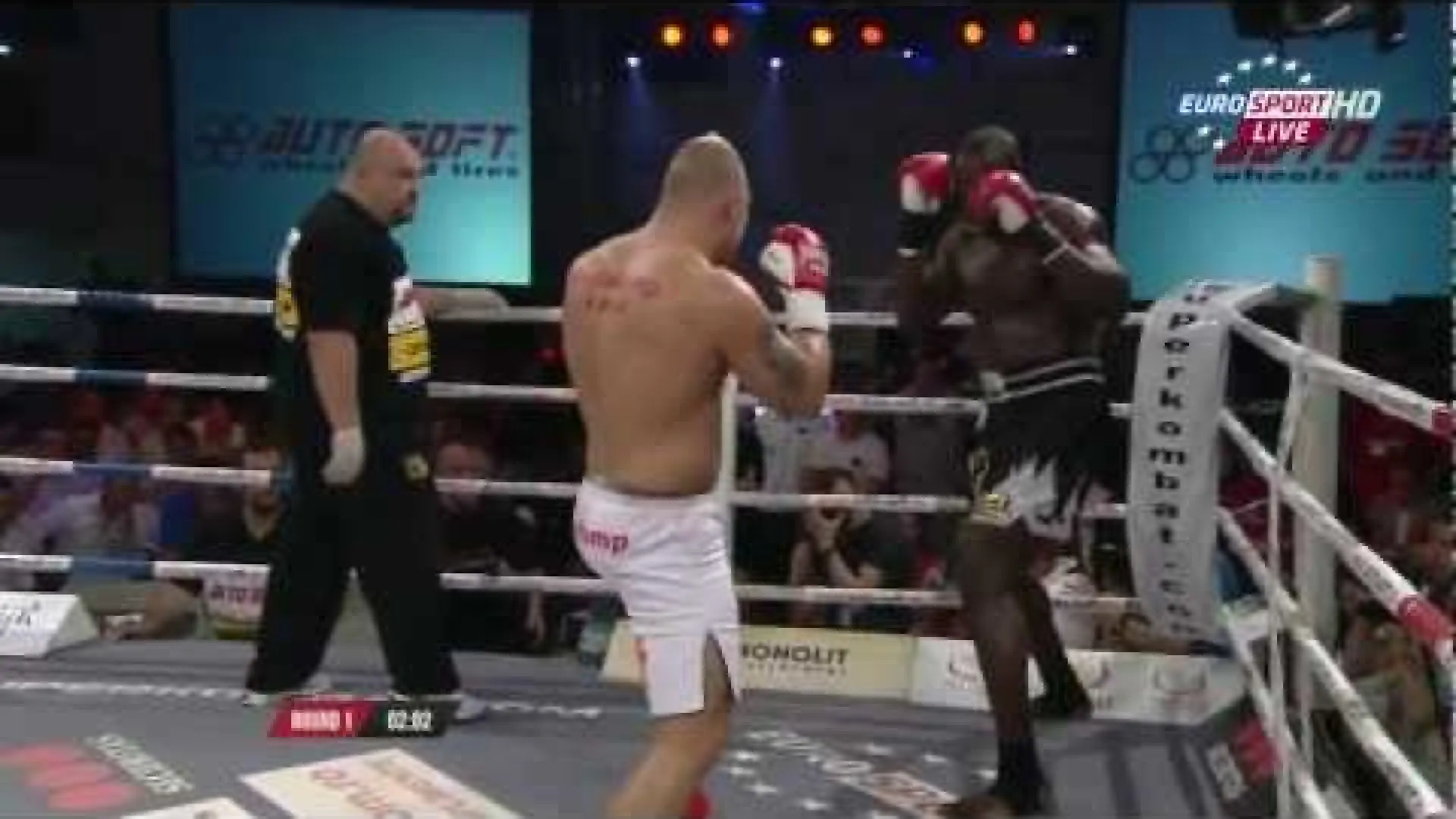 Daniel Sam vs Raul Catinas (Fight Video)