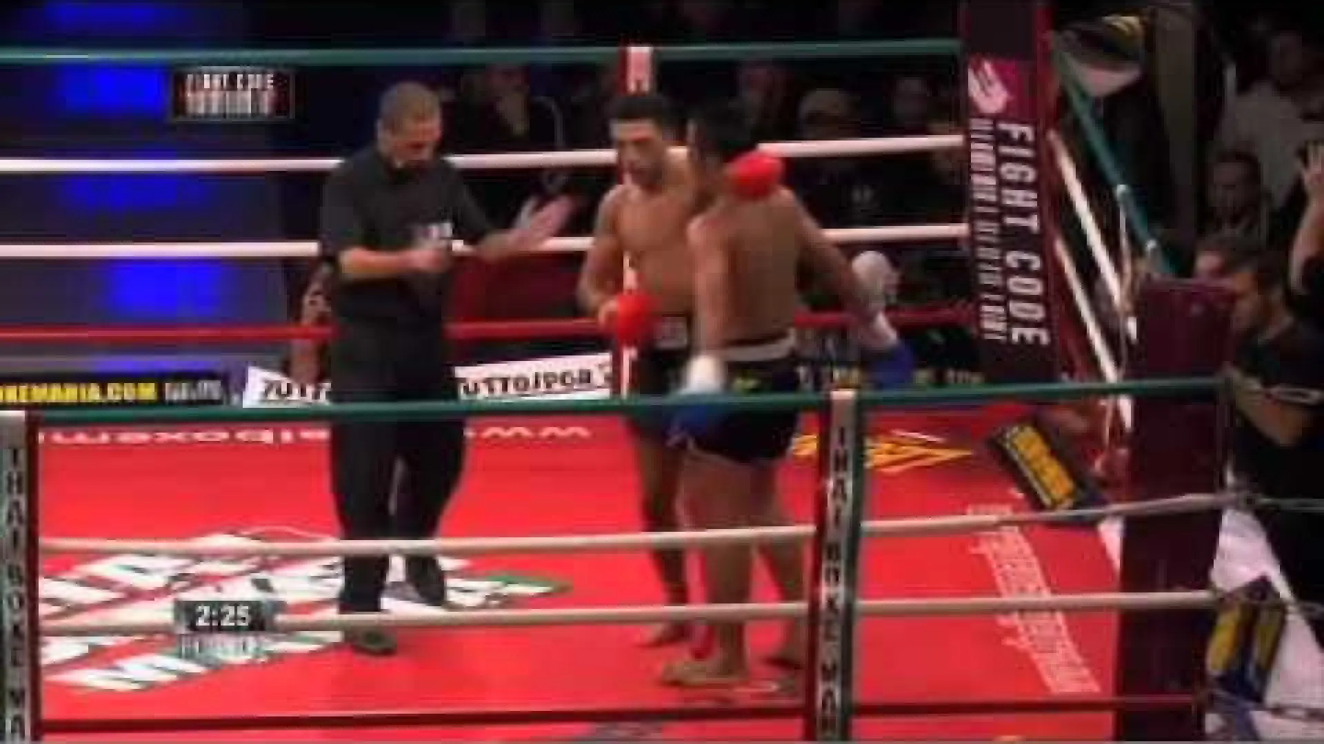 Giorgio Petrosyan vs Sudsakorn Sor Klinmee (Fight Video)