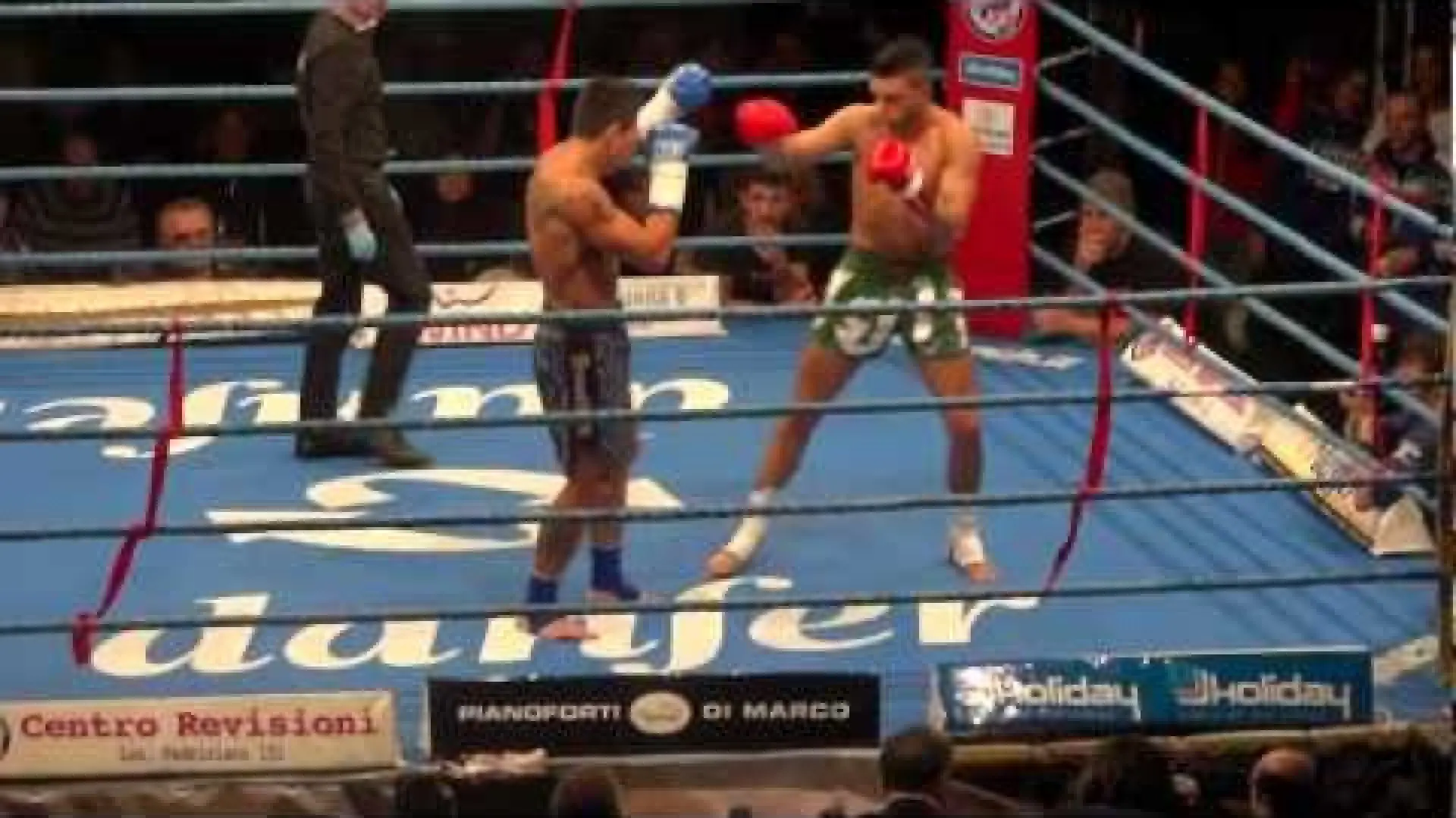 Giorgio Petrosyan vs Ole Laursen (Fight Video)