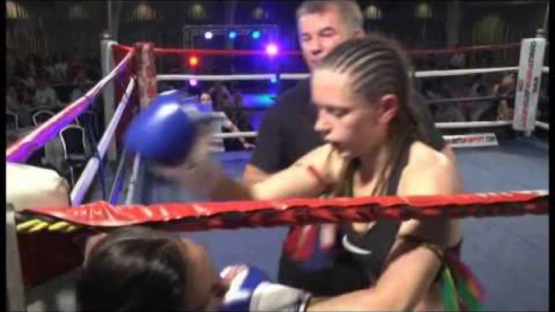 Grace Spicer vs Ariana Santos (Fight Video)