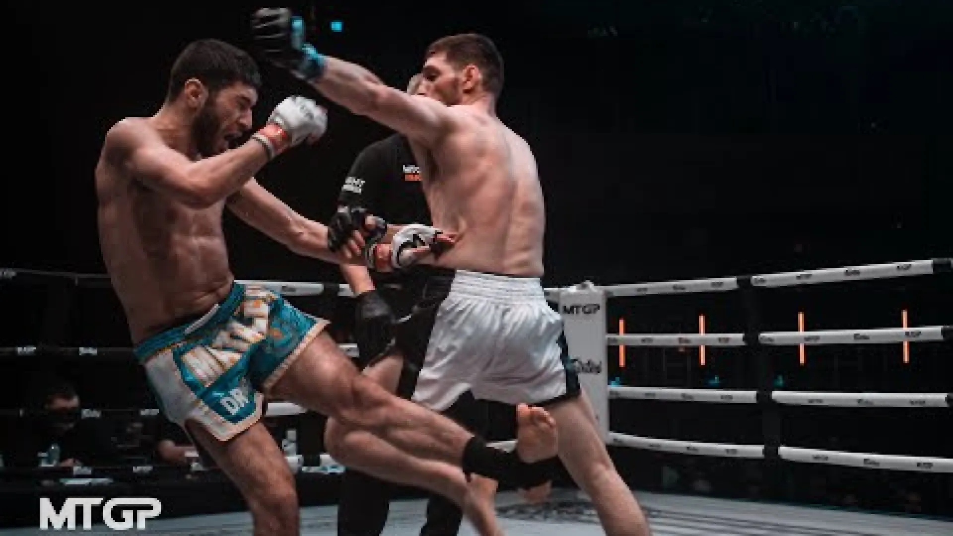 Ibrahim Rasulov vs Fares Oumahamed (Fight Video)