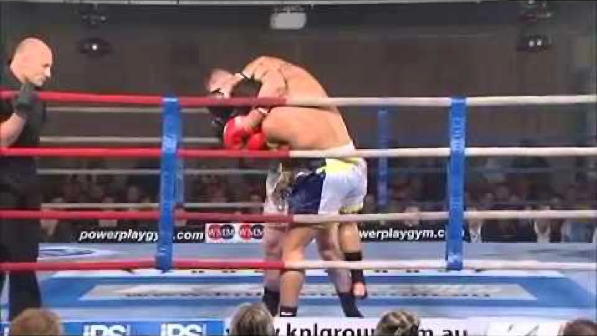 John Wayne Parr vs Yodsanklai Fairtex (Fight Video)
