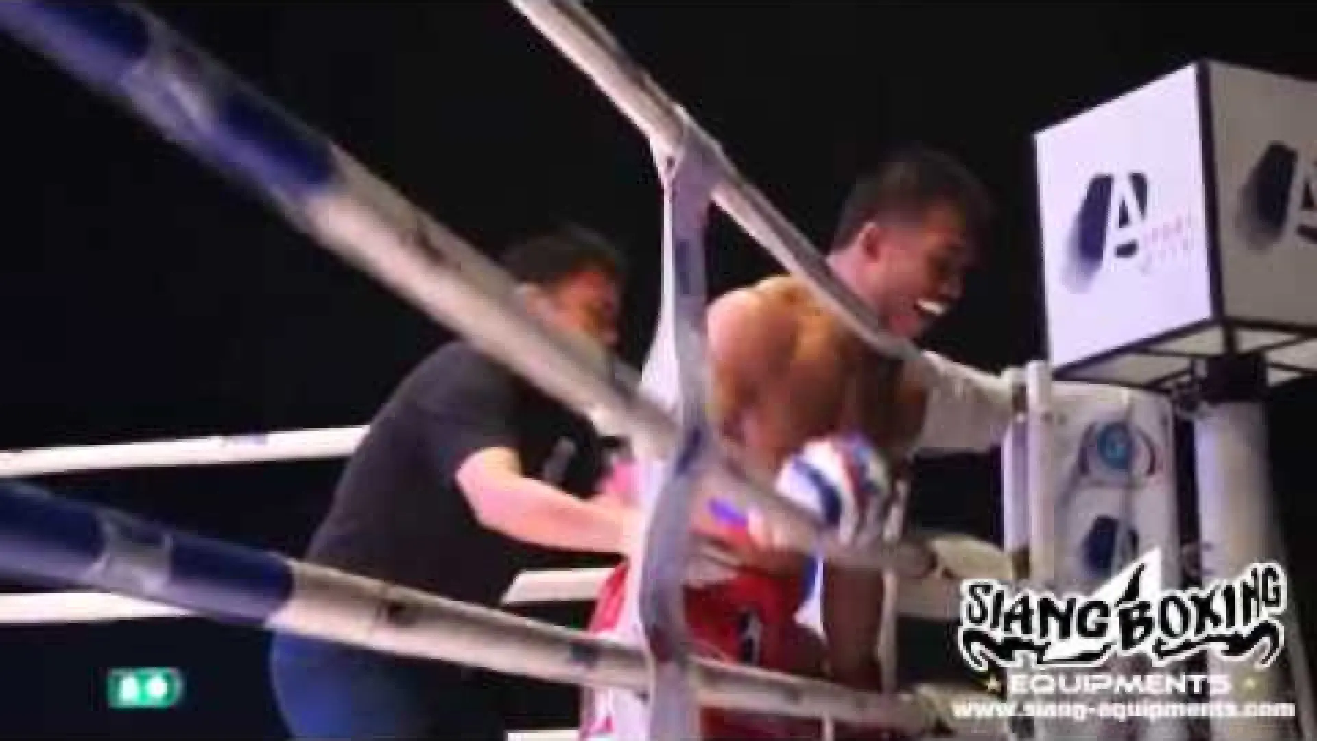 Jordan Watson vs Aikpracha Meenayothin (Fight Video)