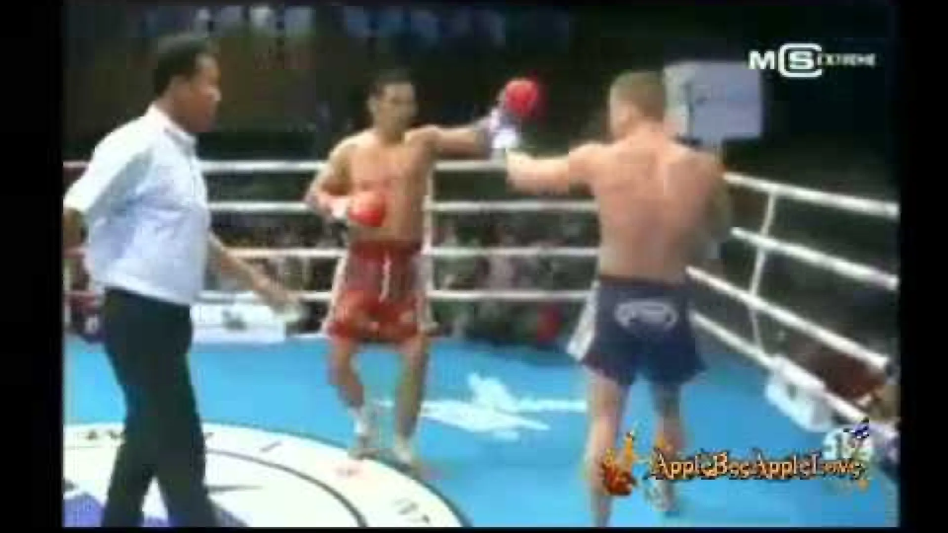 Jordan Watson vs Saiyok Pumpanmuang (Fight Video)