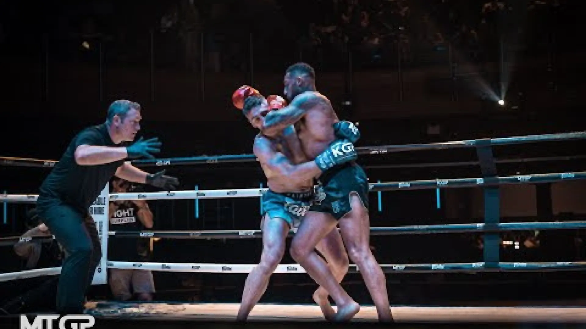 Juan Cervantes vs Louis King (Fight Video)