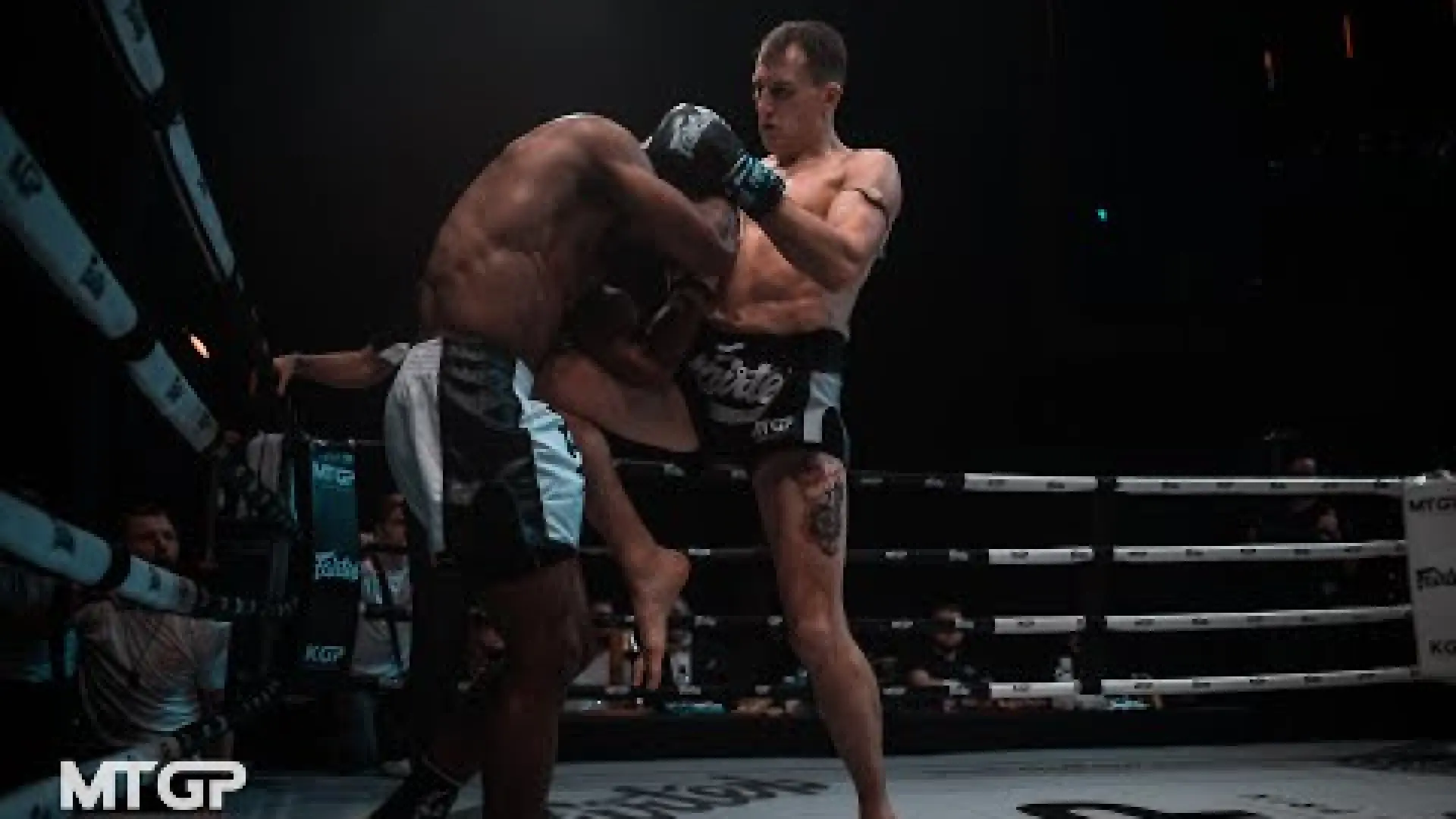 Karl Beck vs Leon Jason (Fight Video)