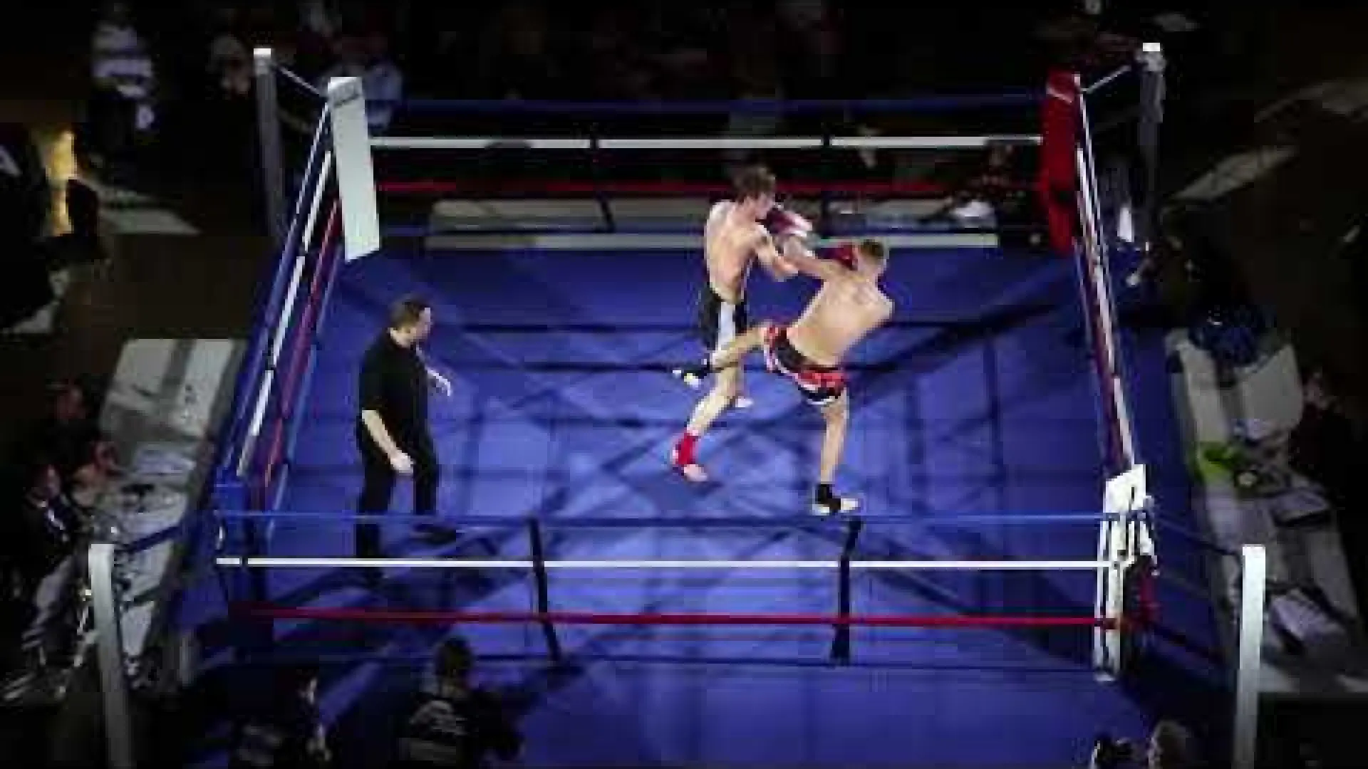 Liam Nolan vs Dean Blunt (Fight Video)