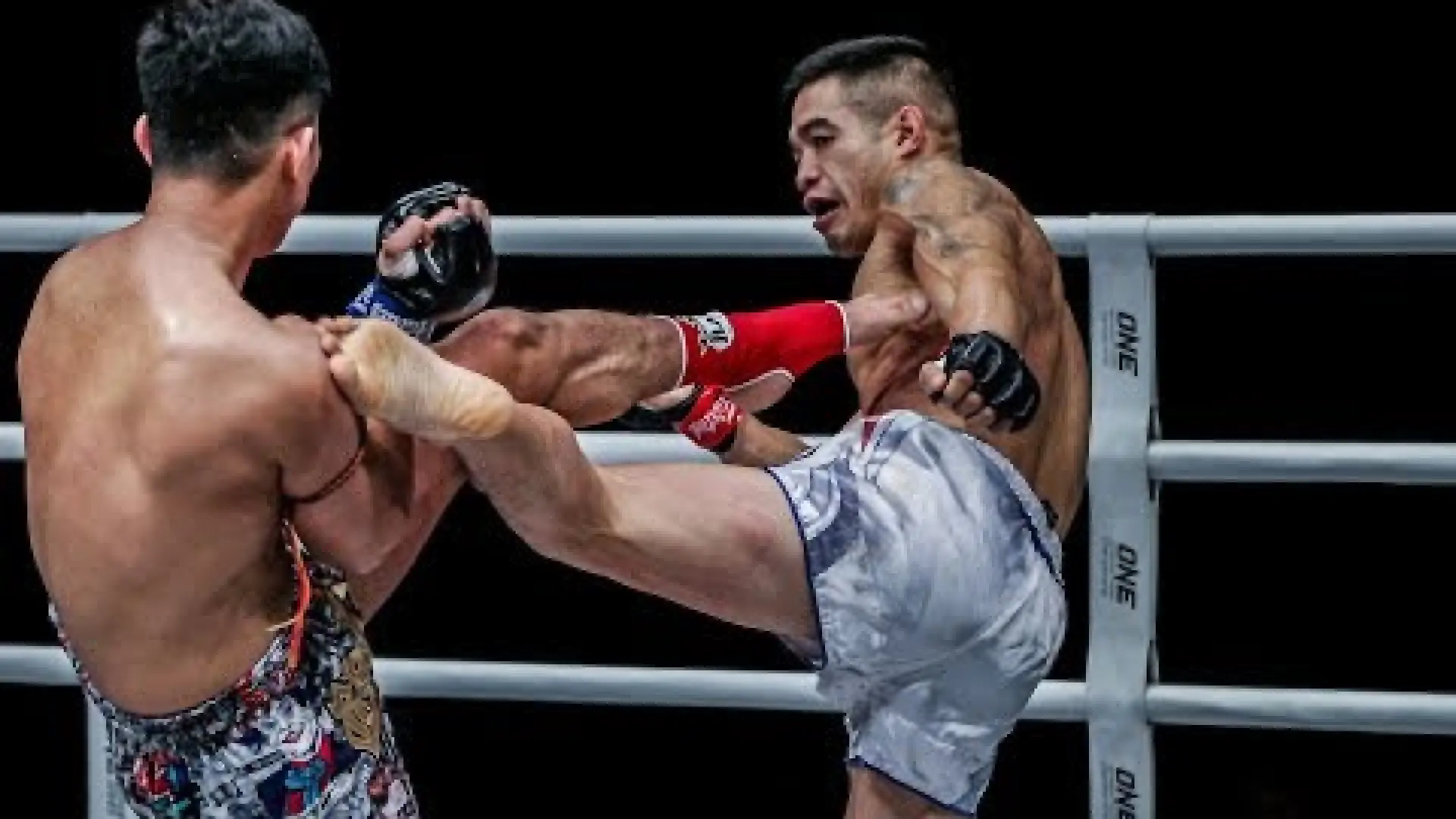 Michael Pham vs Mohamad Fakri Bin Yusoff (Fight Video)