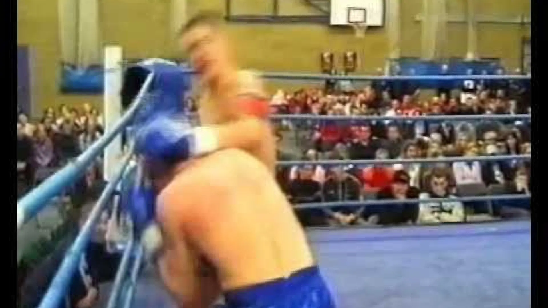 Michael Wakeling vs Mark Crook (Fight Video)