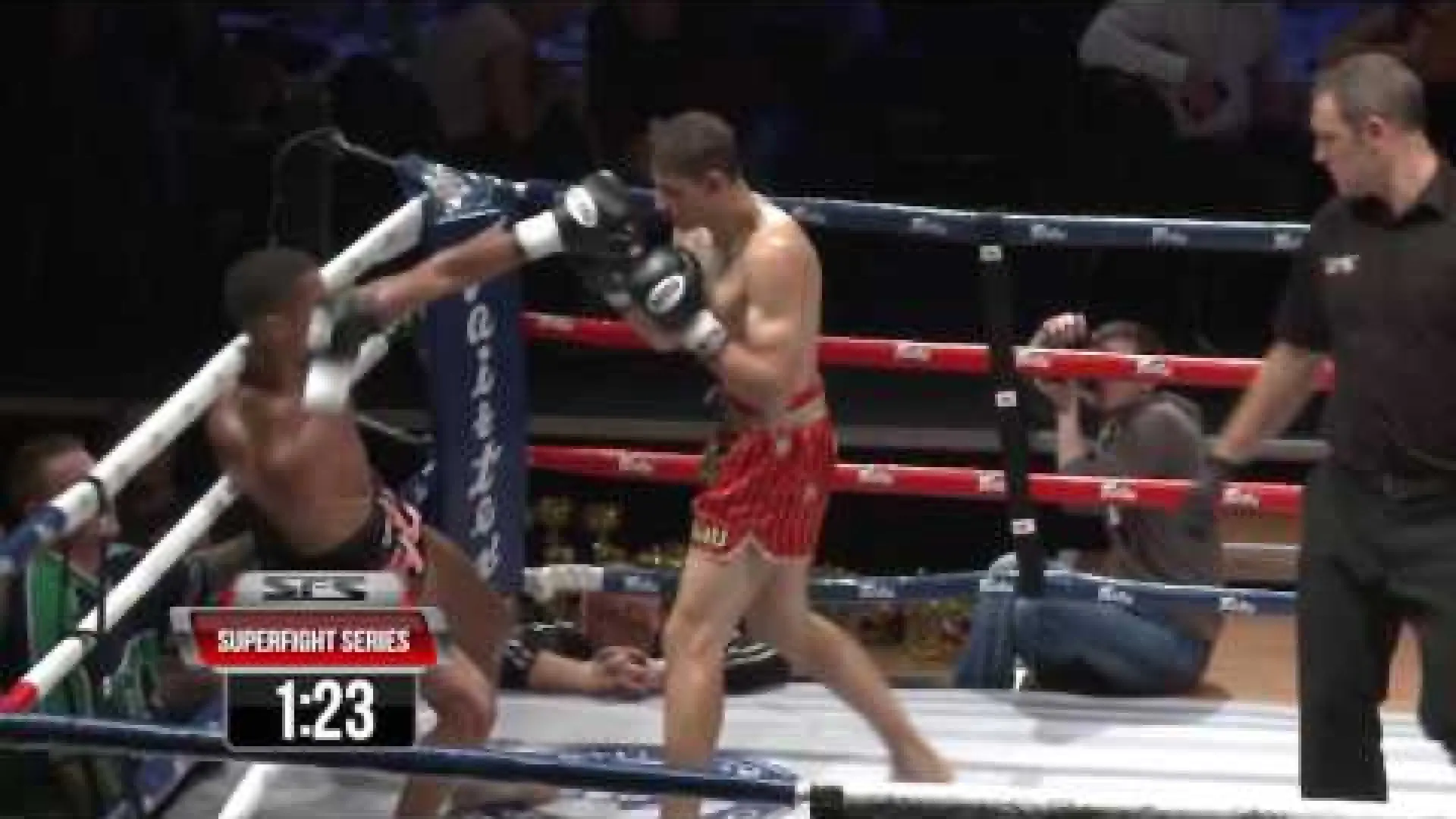 Mo Abdurahman vs Femi Akinade (Fight Video)