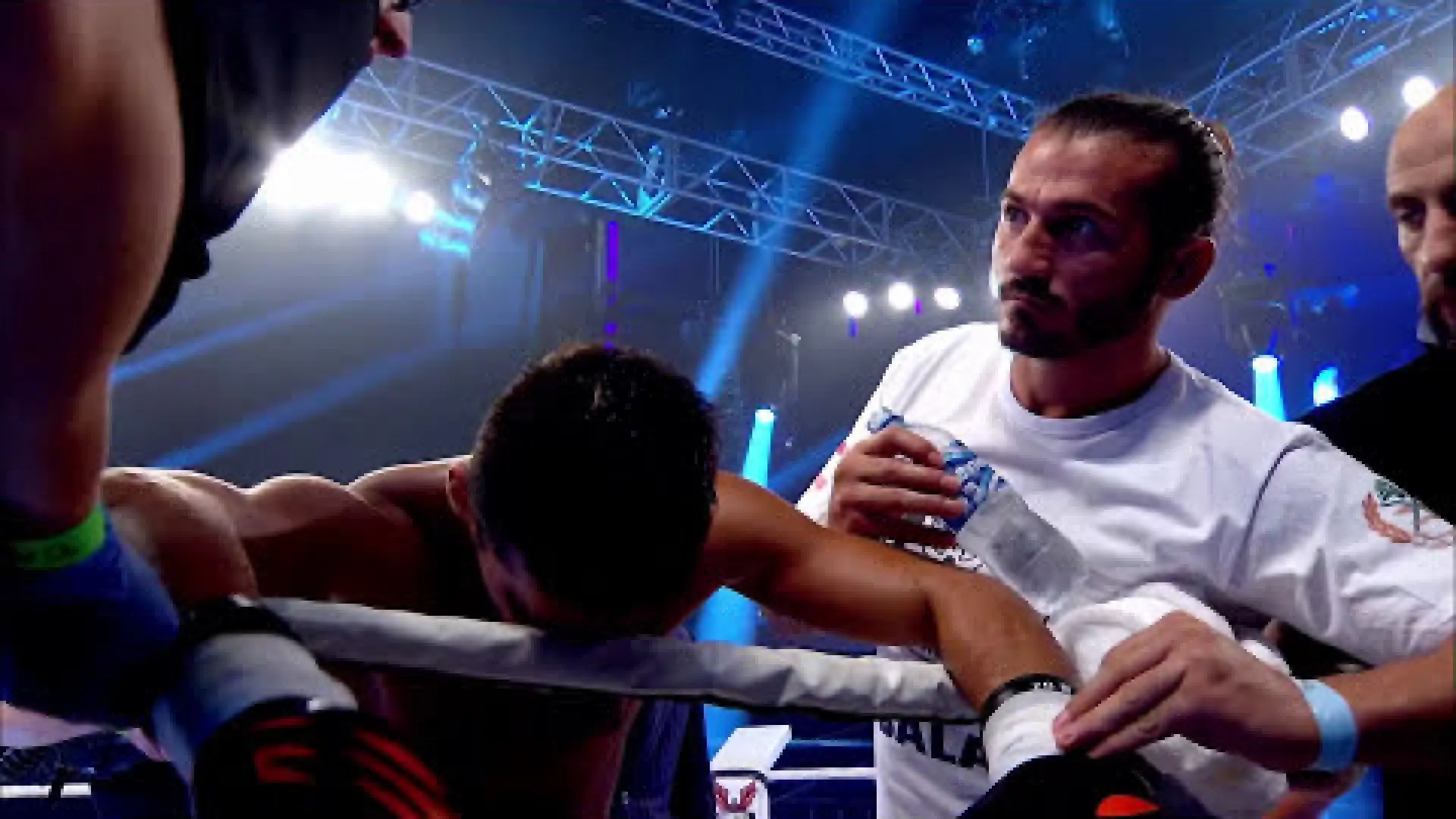 Nathan Bendon vs Ahmad Ondash (Fight Video)