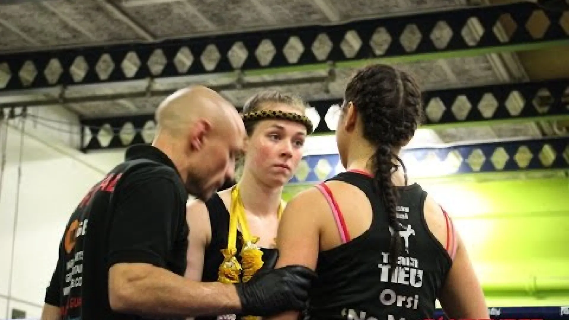 Niamh Kinehan vs Orsolya Farkas (Fight Video)
