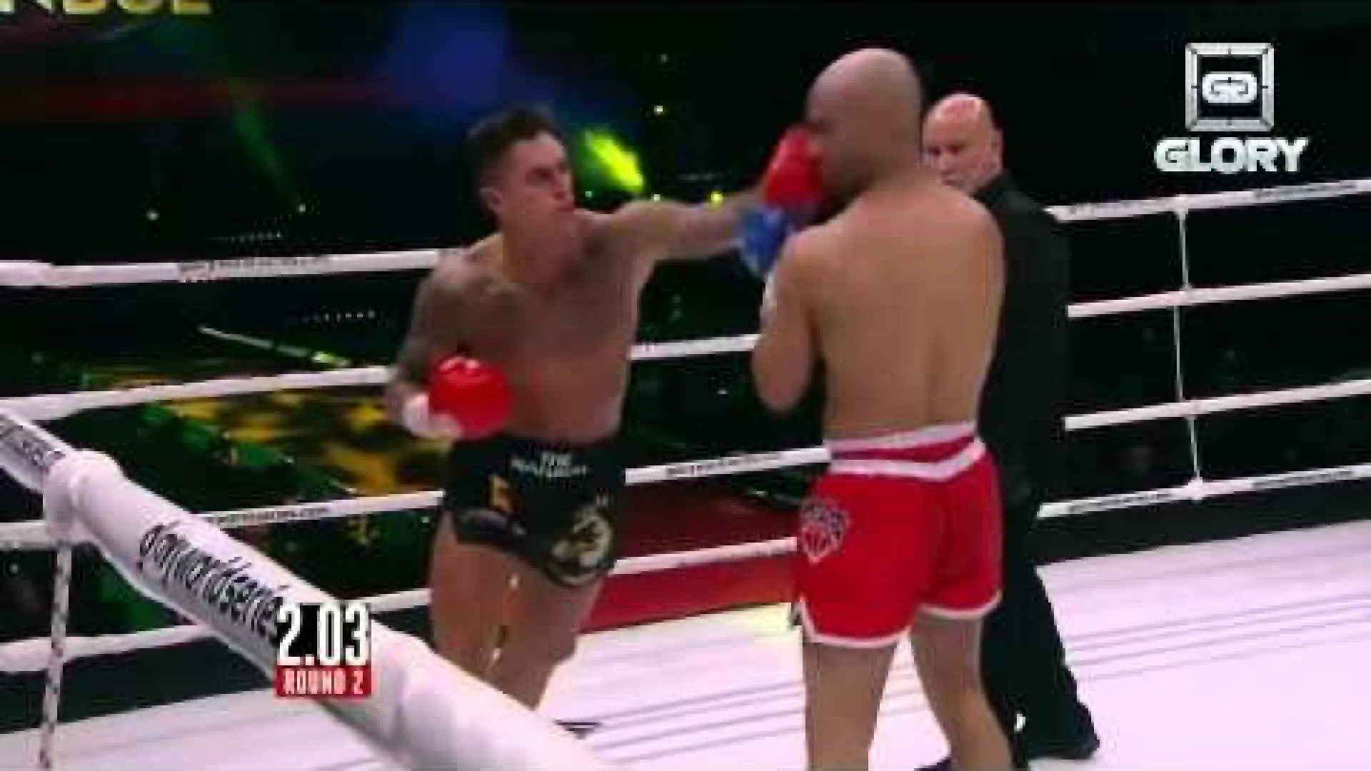 Nieky Holzken vs Karim Ghajji (Fight Video)